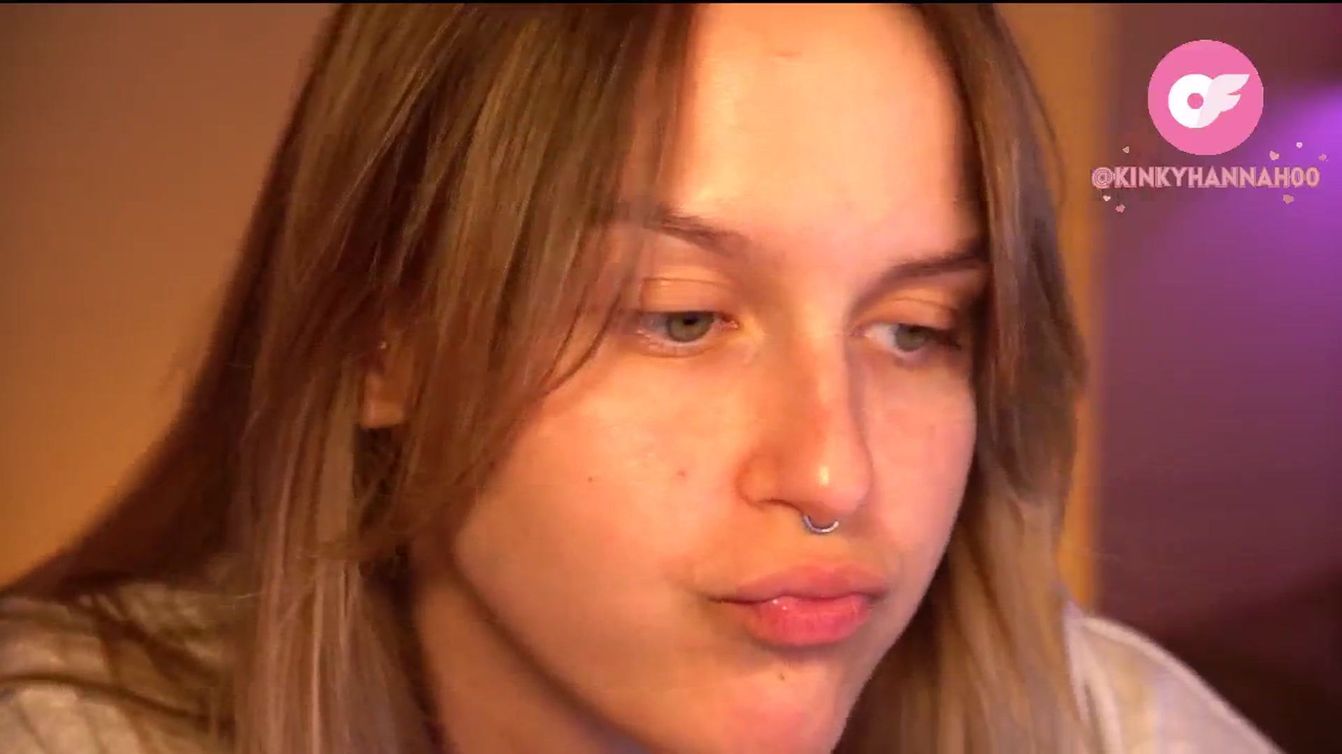 Gallery image thumbnail from sweetpulse_'s myfreecams stream on, 05/20/2024, 08:51 image 4 of 20