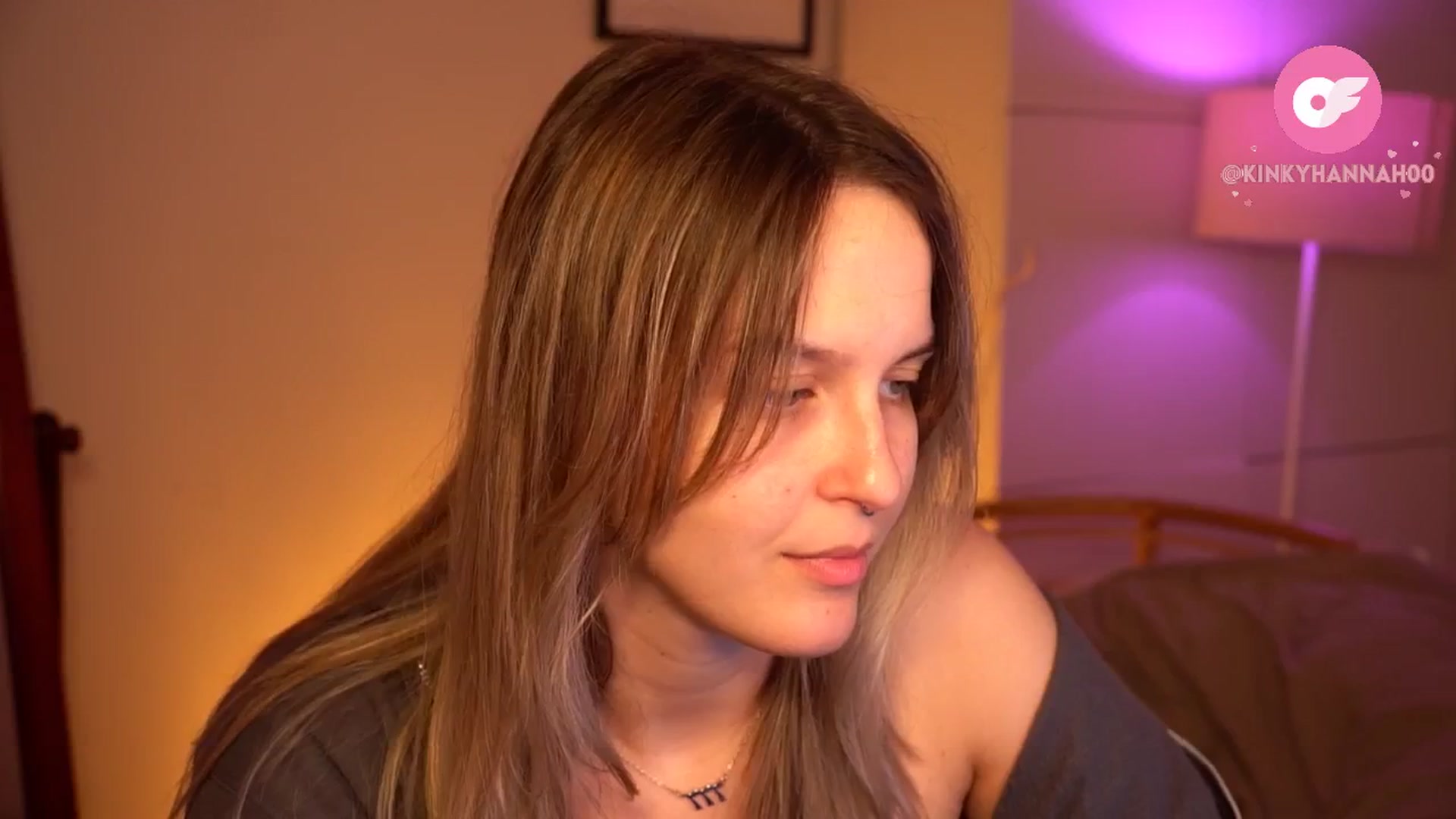 Gallery image thumbnail from sweetpulse_'s myfreecams stream on, 05/21/2024, 08:23 image 6 of 20