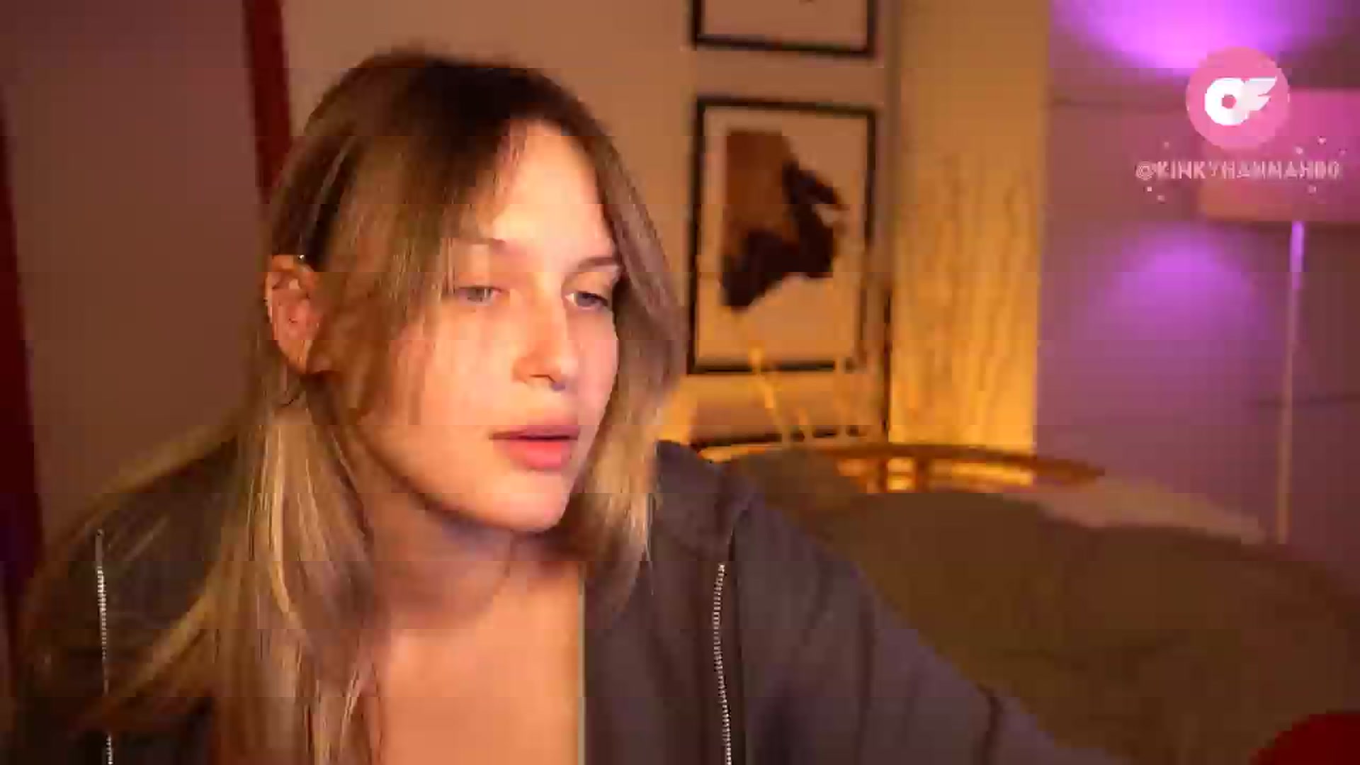 Gallery image thumbnail from sweetpulse_'s myfreecams stream on, 06/03/2024, 07:13 image 1 of 20