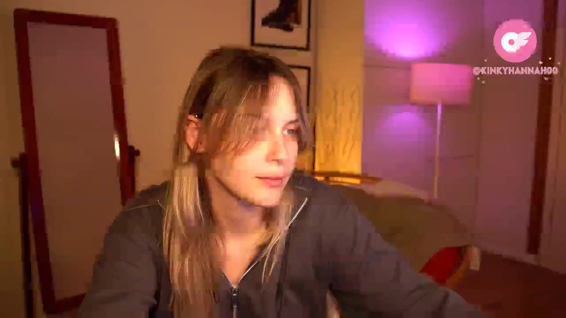 Gallery image thumbnail from sweetpulse_'s myfreecams stream on, 06/03/2024, 07:13 image 20 of 20