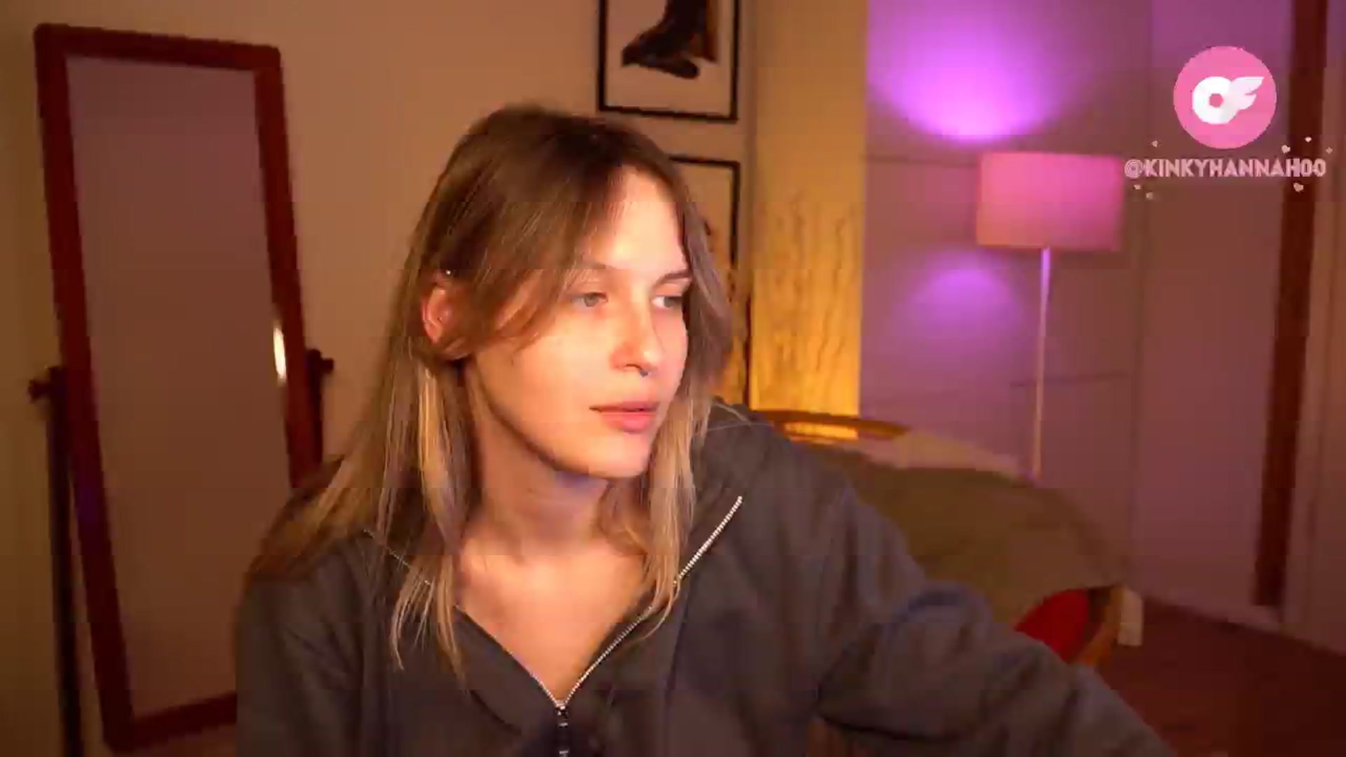 Gallery image thumbnail from sweetpulse_'s myfreecams stream on, 06/03/2024, 07:13 image 11 of 20