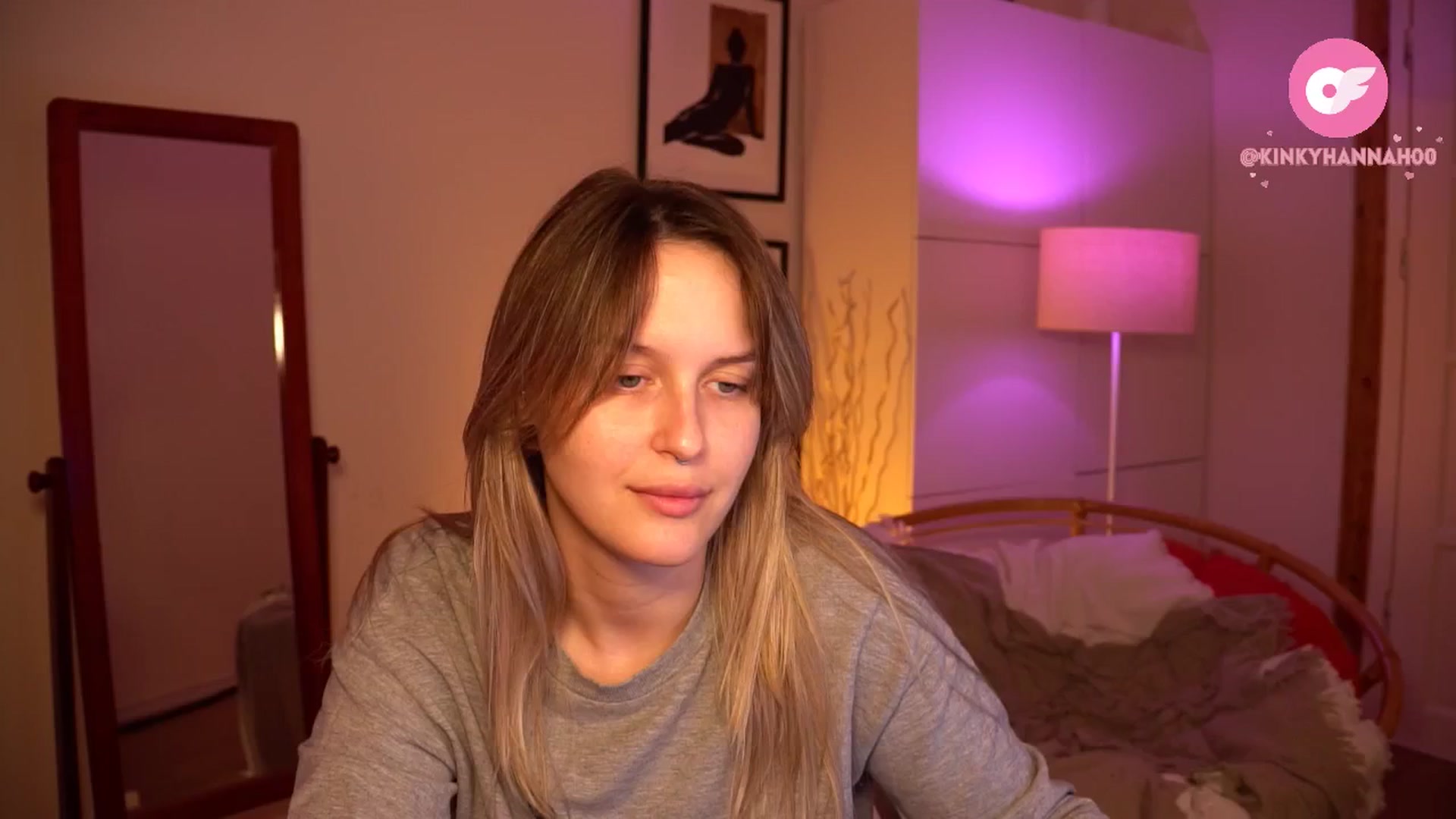 Gallery image thumbnail from sweetpulse_'s myfreecams stream on, 06/04/2024, 07:25 image 18 of 20