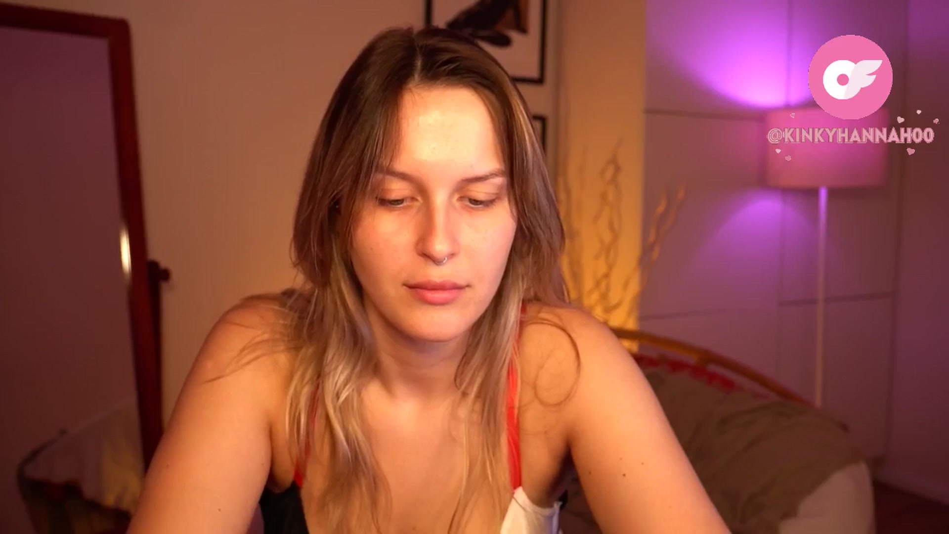 Gallery image thumbnail from sweetpulse_'s myfreecams stream on, 06/10/2024, 06:39 image 3 of 20