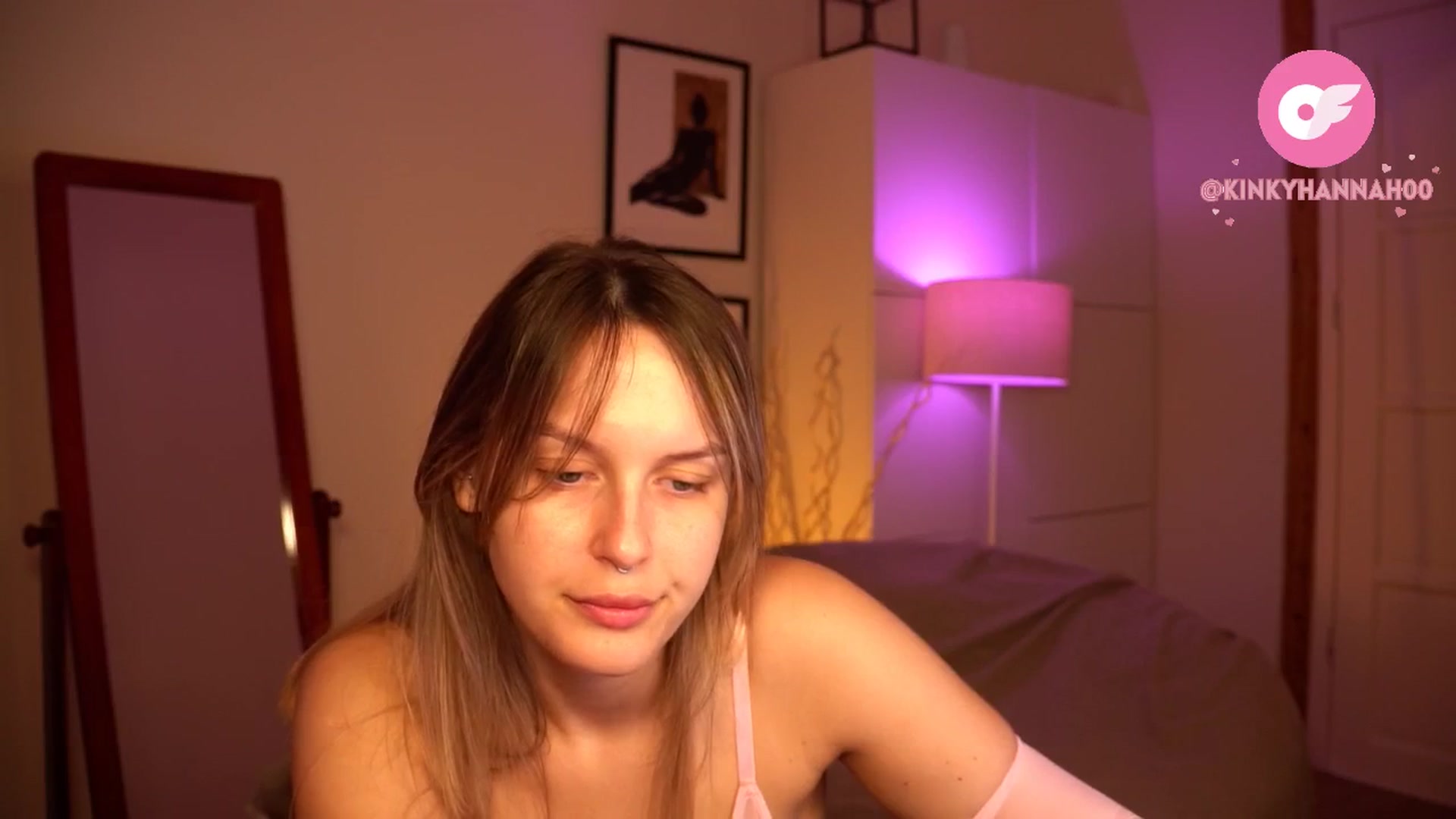 Gallery image thumbnail from sweetpulse_'s myfreecams stream on, 06/11/2024, 05:16 image 6 of 20