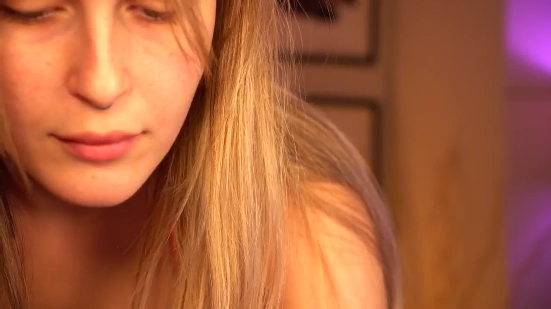 Gallery image thumbnail from sweetpulse_'s myfreecams stream on, 06/15/2024, 07:54 image 11 of 20