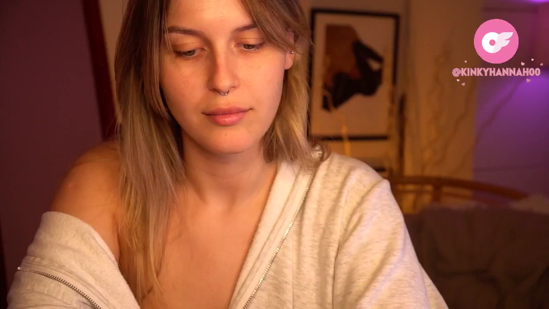 Gallery image thumbnail from sweetpulse_'s myfreecams stream on, 06/15/2024, 11:09 image 11 of 20