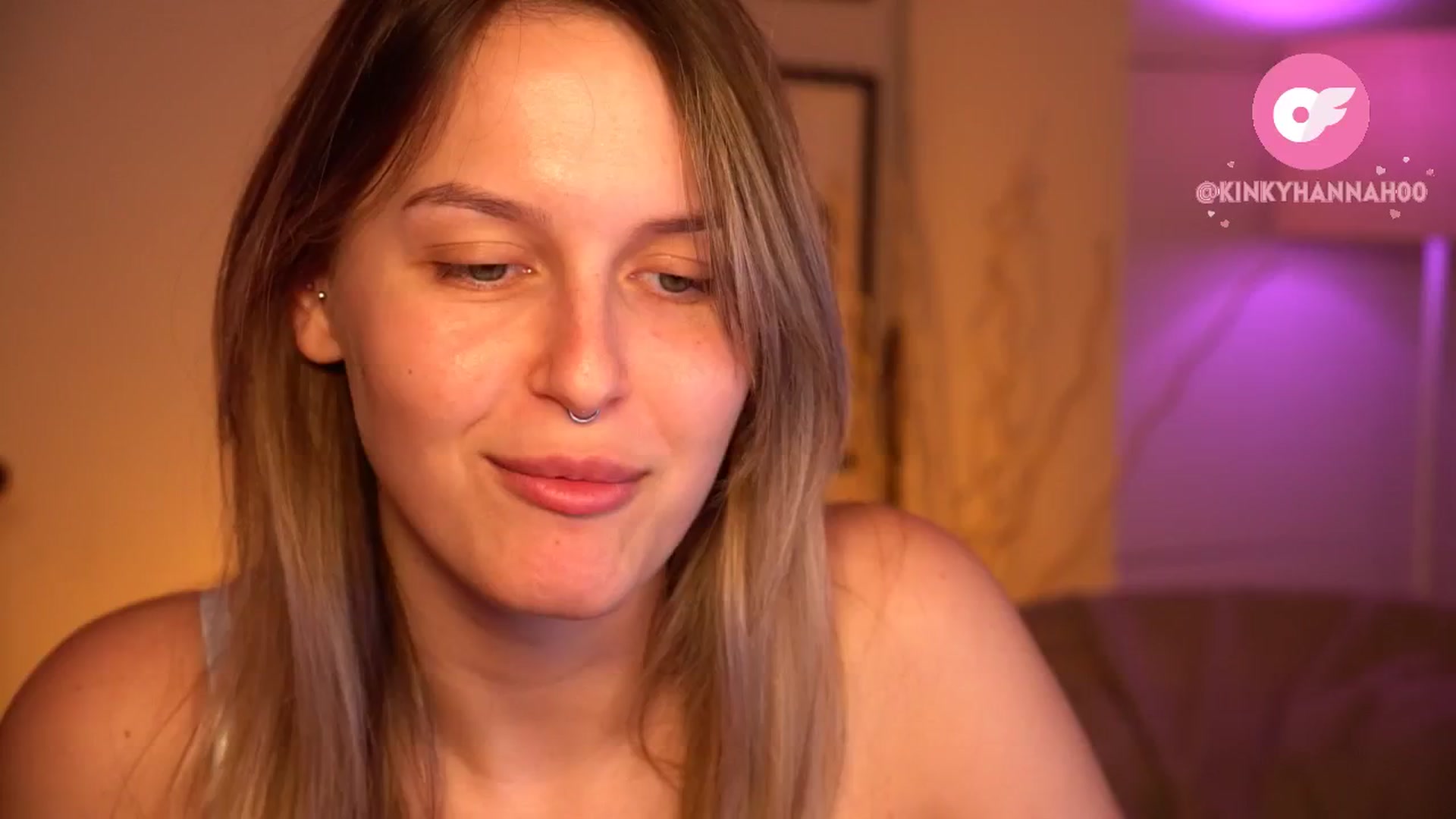 Gallery image thumbnail from sweetpulse_'s myfreecams stream on, 06/16/2024, 09:33 image 11 of 20