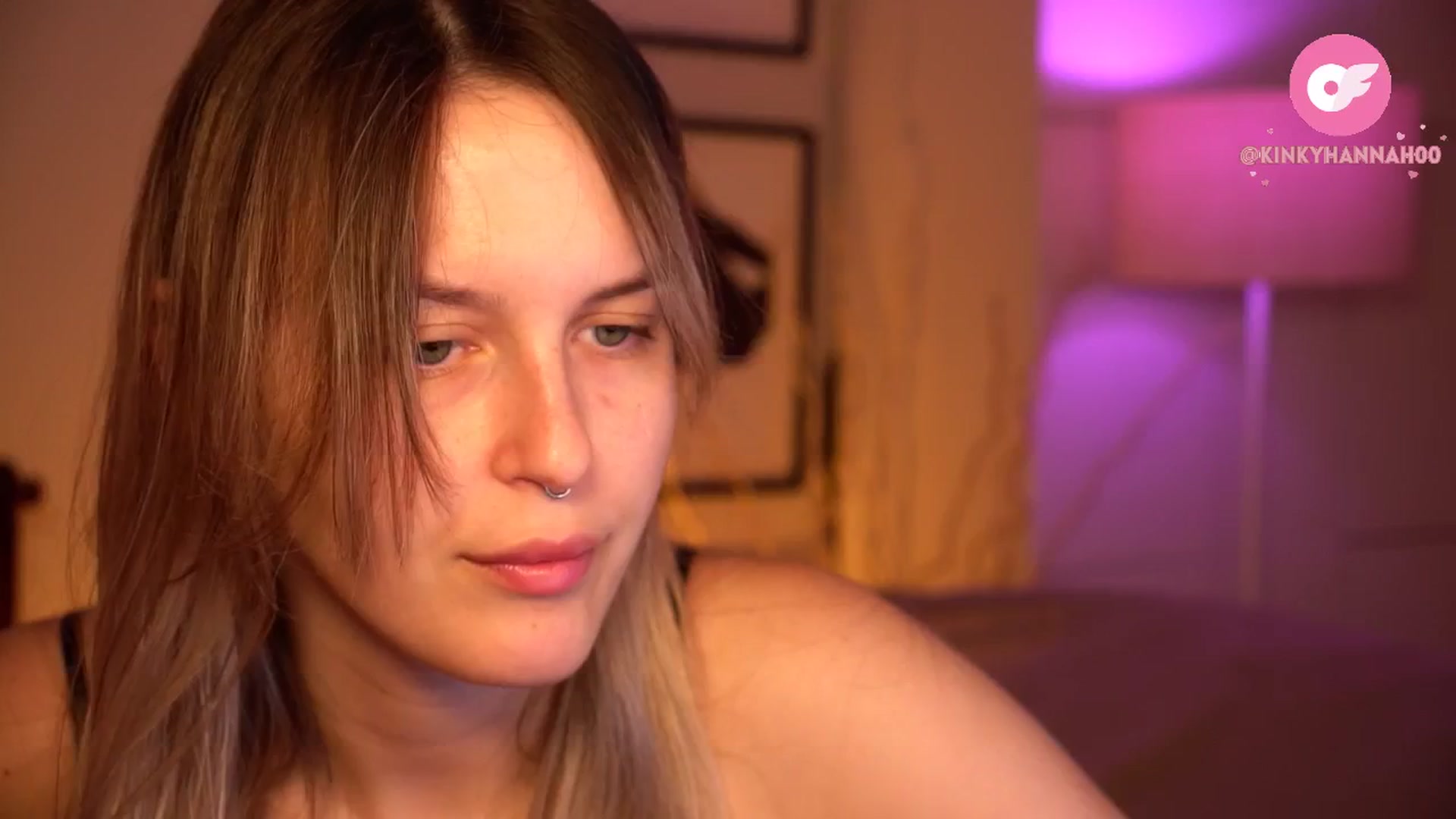 Gallery image thumbnail from sweetpulse_'s myfreecams stream on, 06/17/2024, 05:22 image 8 of 20