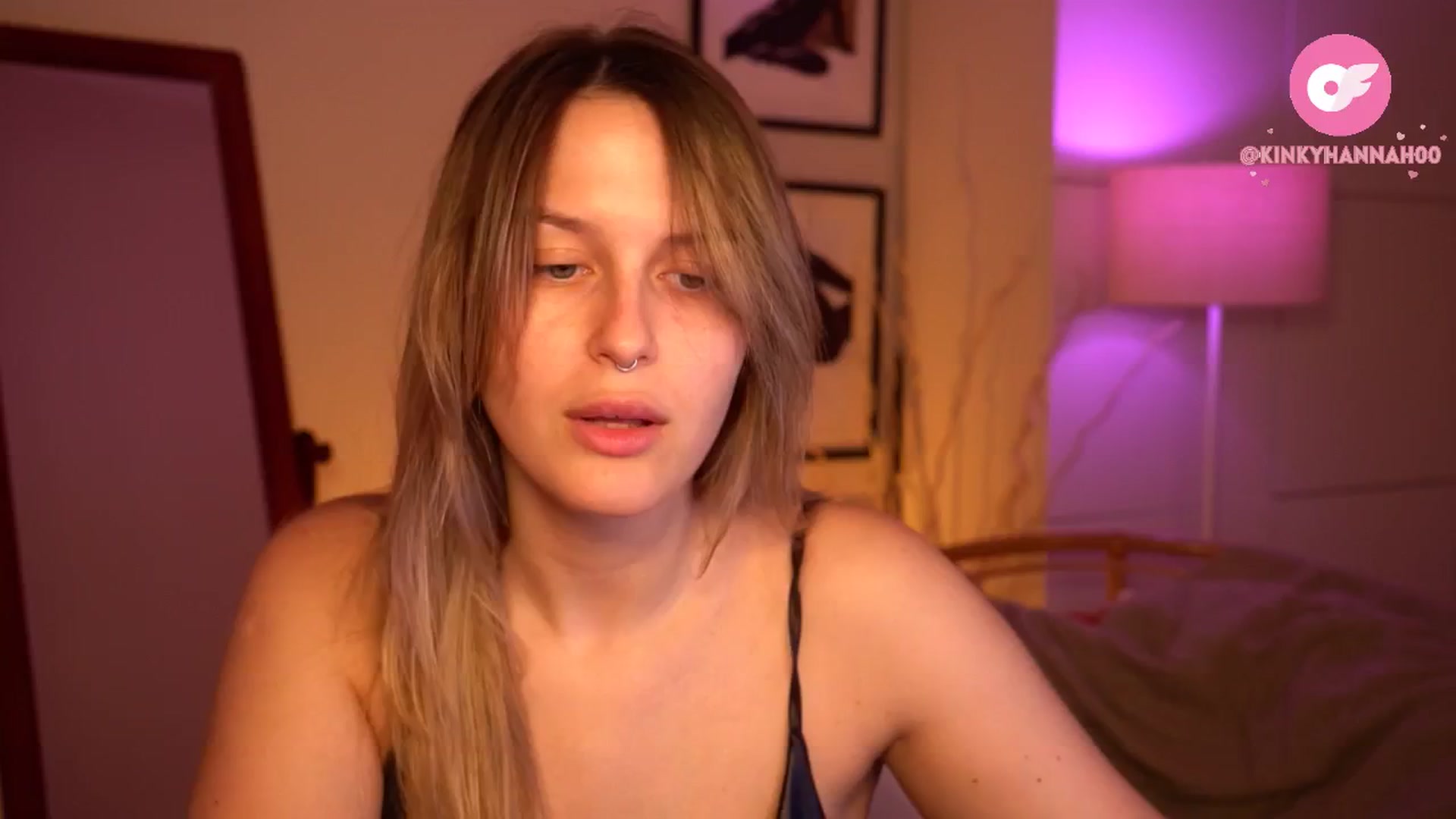 Gallery image thumbnail from sweetpulse_'s myfreecams stream on, 06/17/2024, 07:28 image 17 of 20