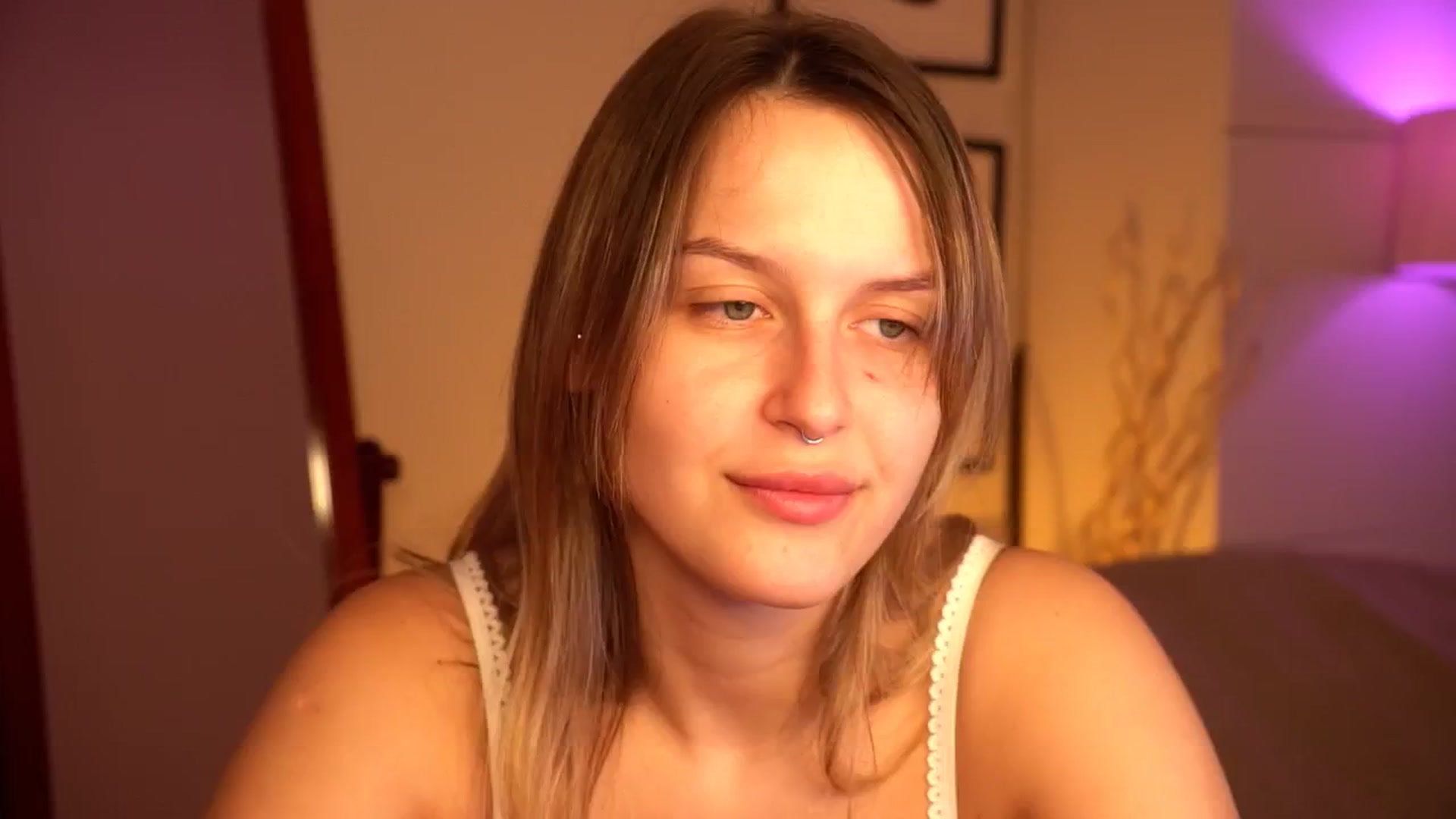 Gallery image thumbnail from sweetpulse_'s myfreecams stream on, 06/23/2024, 06:00 image 7 of 20