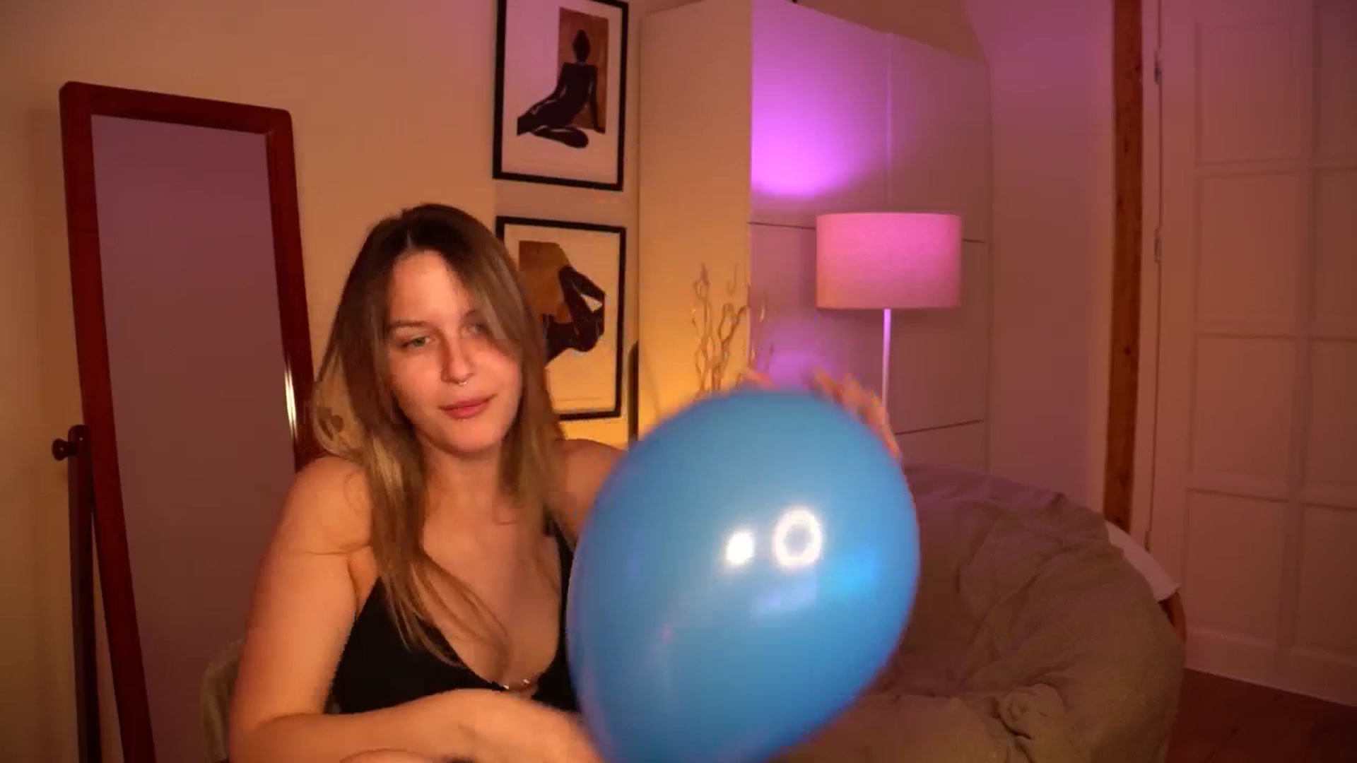 Gallery image thumbnail from sweetpulse_'s myfreecams stream on, 06/24/2024, 06:07 image 16 of 20
