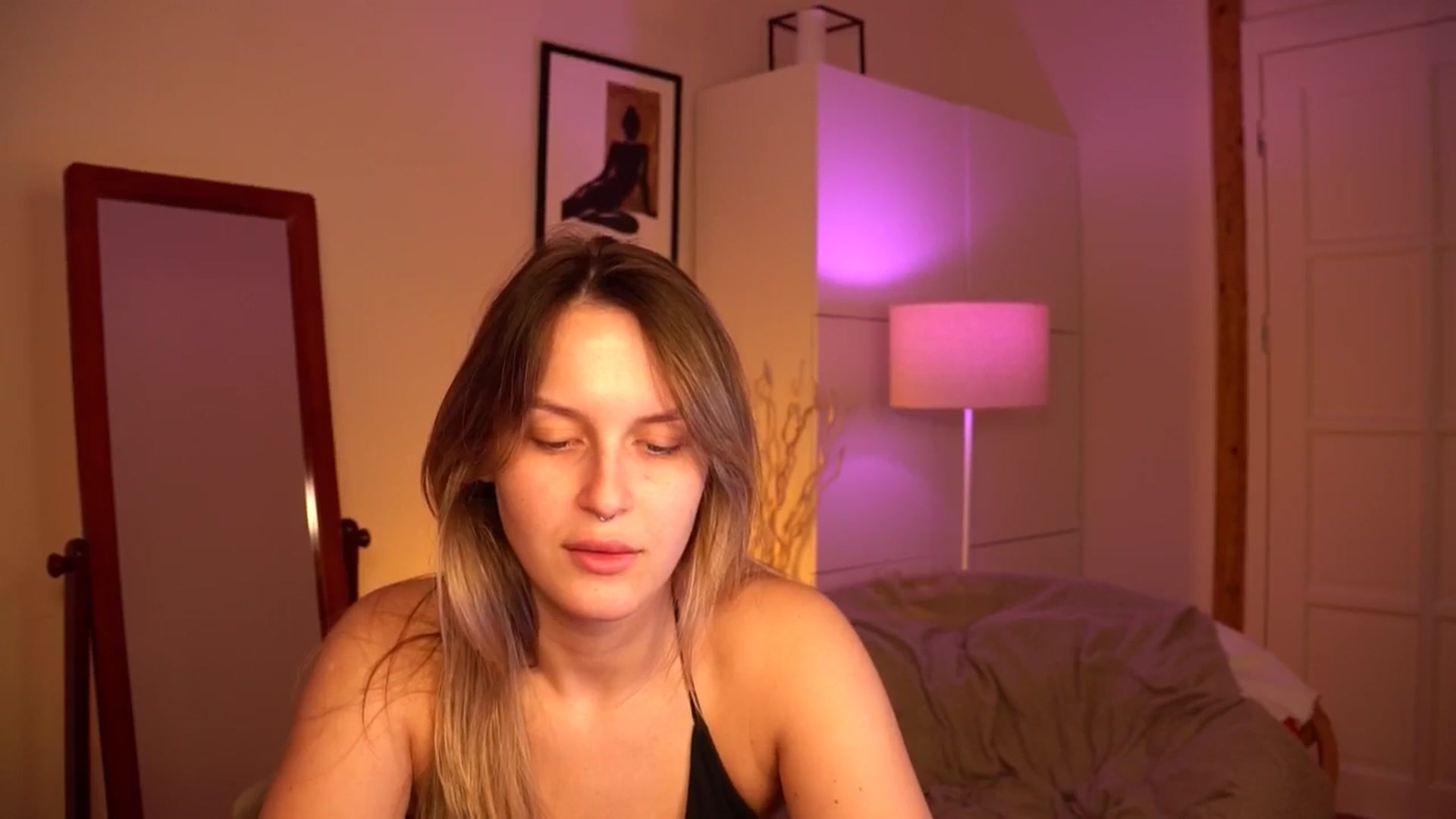 Gallery image thumbnail from sweetpulse_'s myfreecams stream on, 06/24/2024, 06:54 image 8 of 20