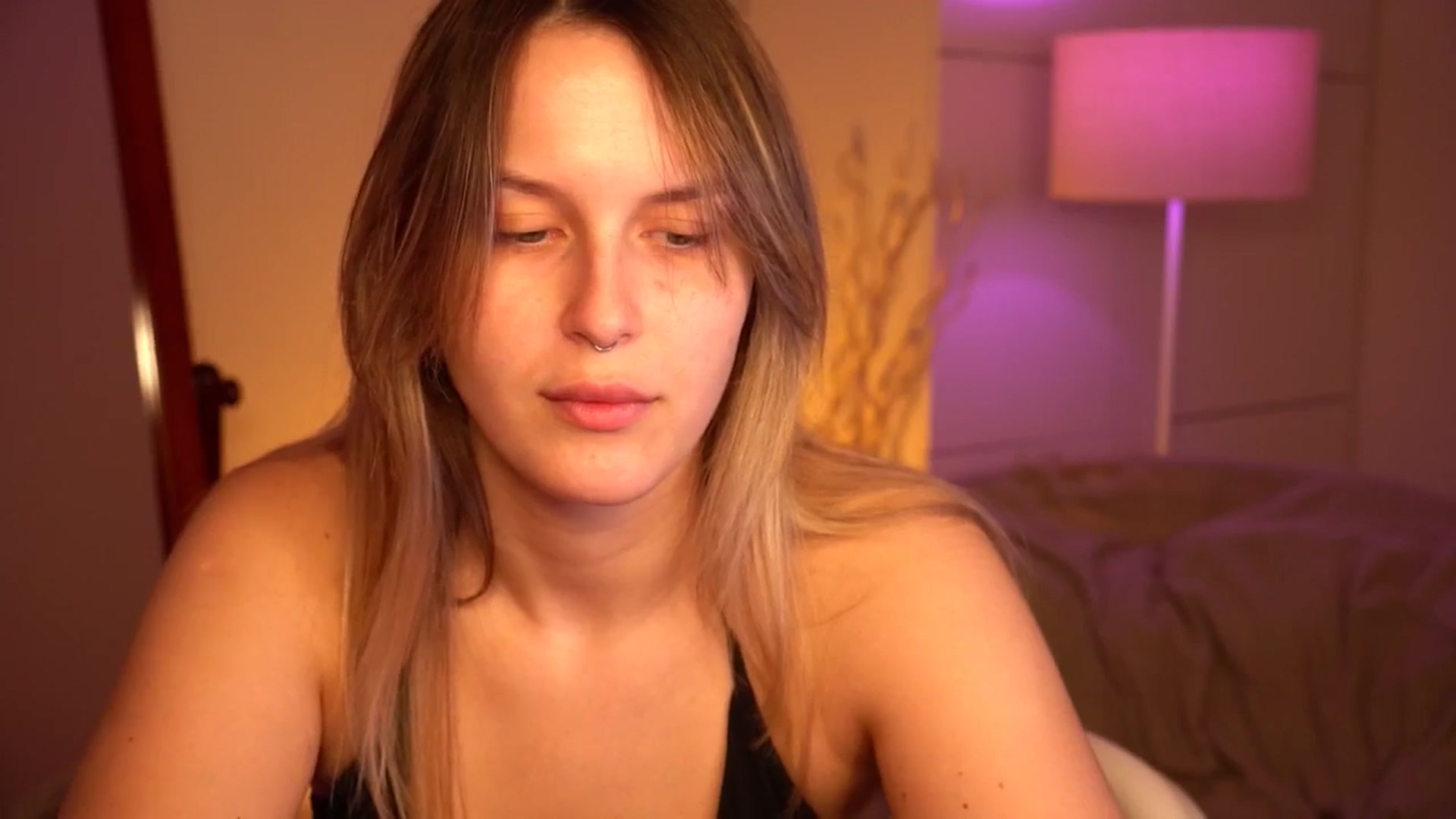 Gallery image thumbnail from sweetpulse_'s myfreecams stream on, 06/24/2024, 06:54 image 3 of 20