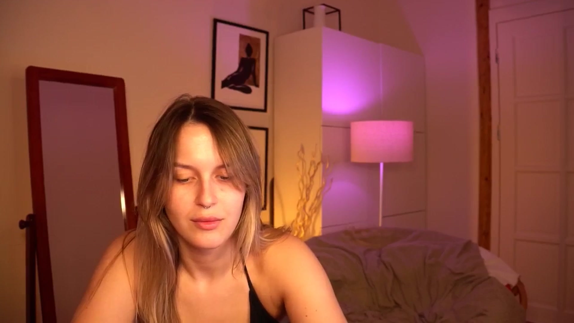 Gallery image thumbnail from sweetpulse_'s myfreecams stream on, 06/24/2024, 06:54 image 11 of 20