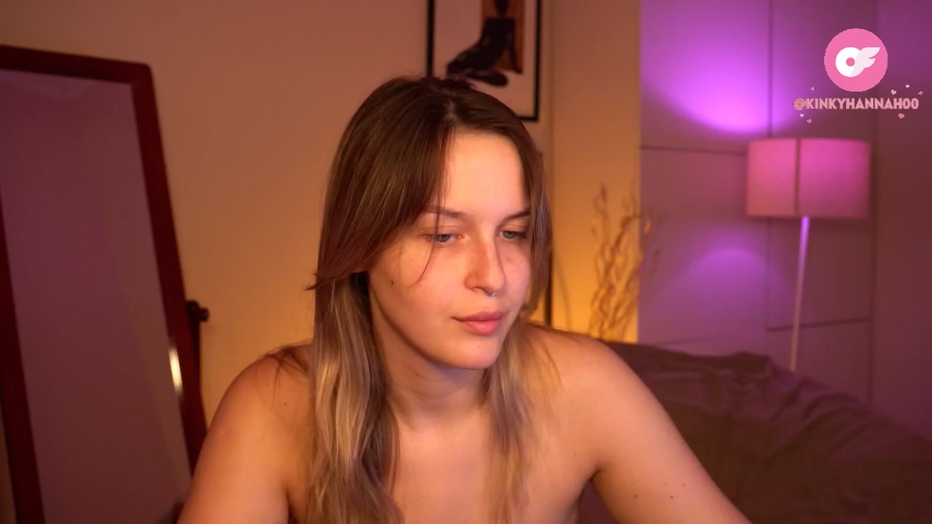Gallery image thumbnail from sweetpulse_'s myfreecams stream on, 06/25/2024, 06:41 image 12 of 20