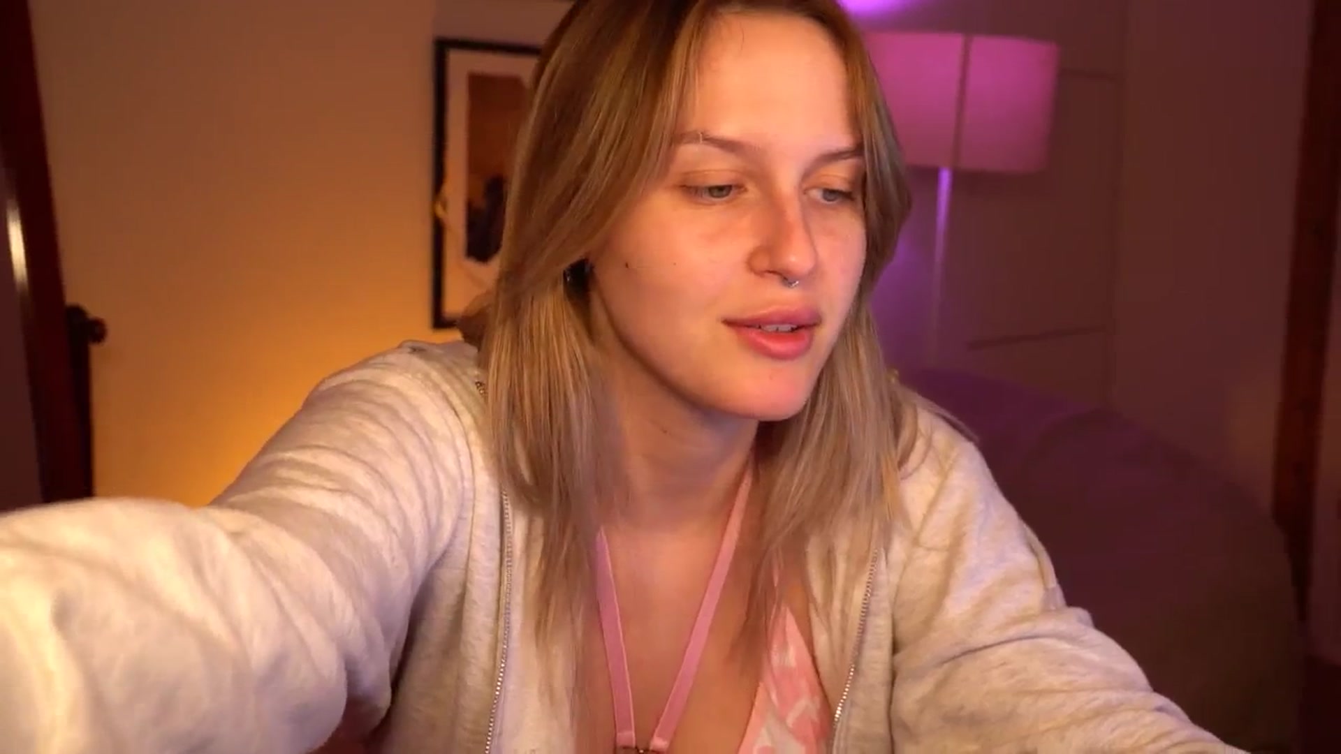 Gallery image thumbnail from sweetpulse_'s myfreecams stream on, 07/02/2024, 07:28 image 6 of 20