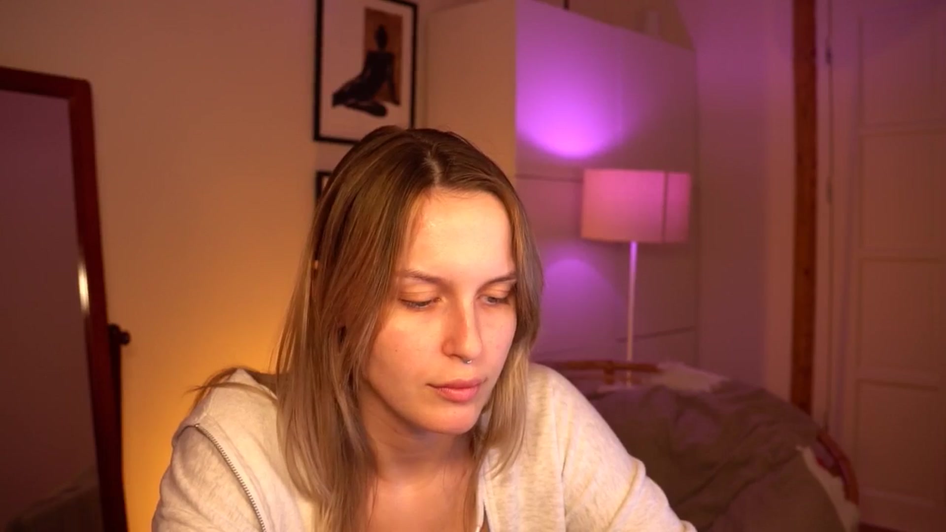 Gallery image thumbnail from sweetpulse_'s myfreecams stream on, 07/02/2024, 09:02 image 19 of 20