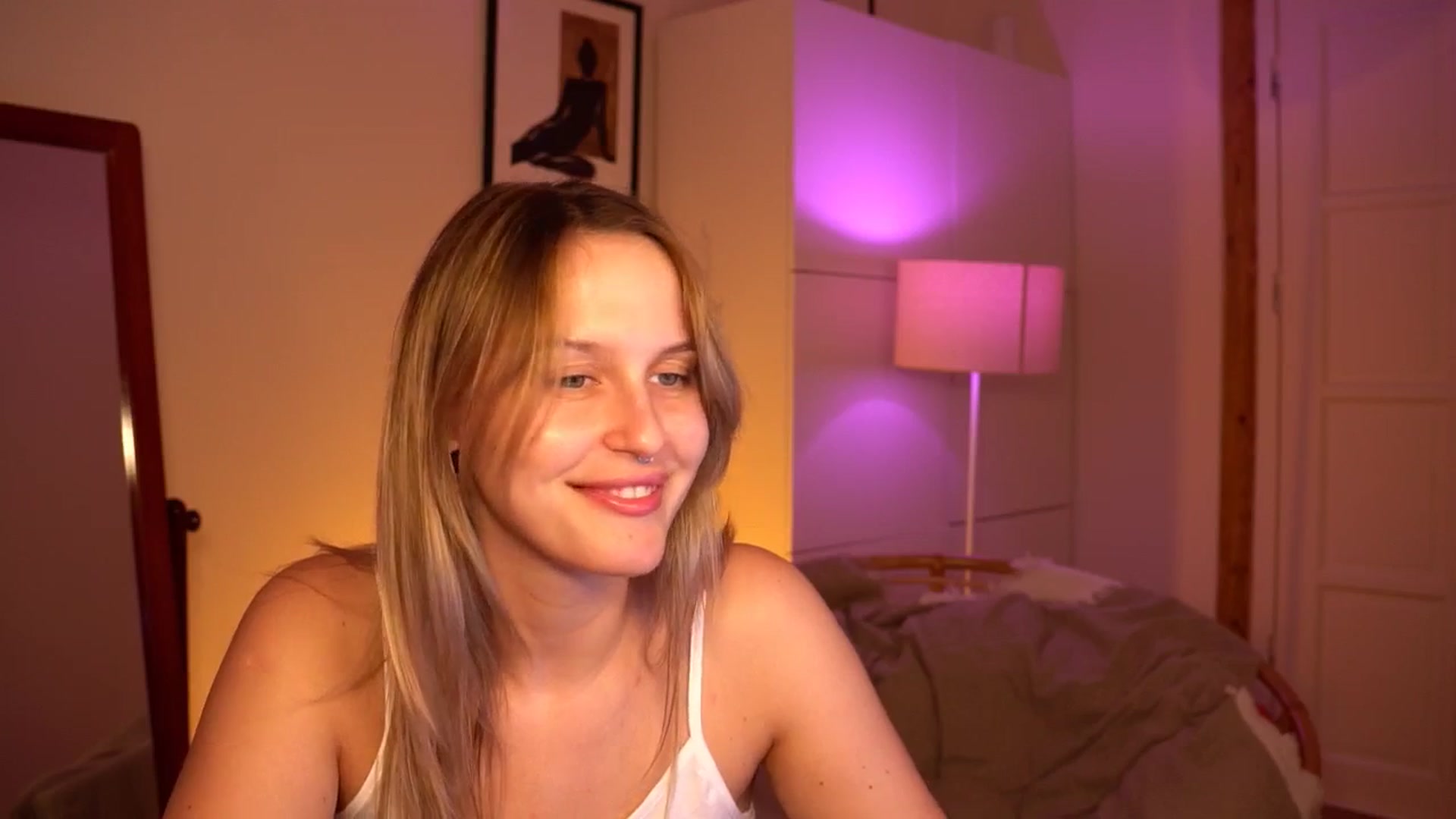 Gallery image thumbnail from sweetpulse_'s myfreecams stream on, 07/02/2024, 09:02 image 13 of 20