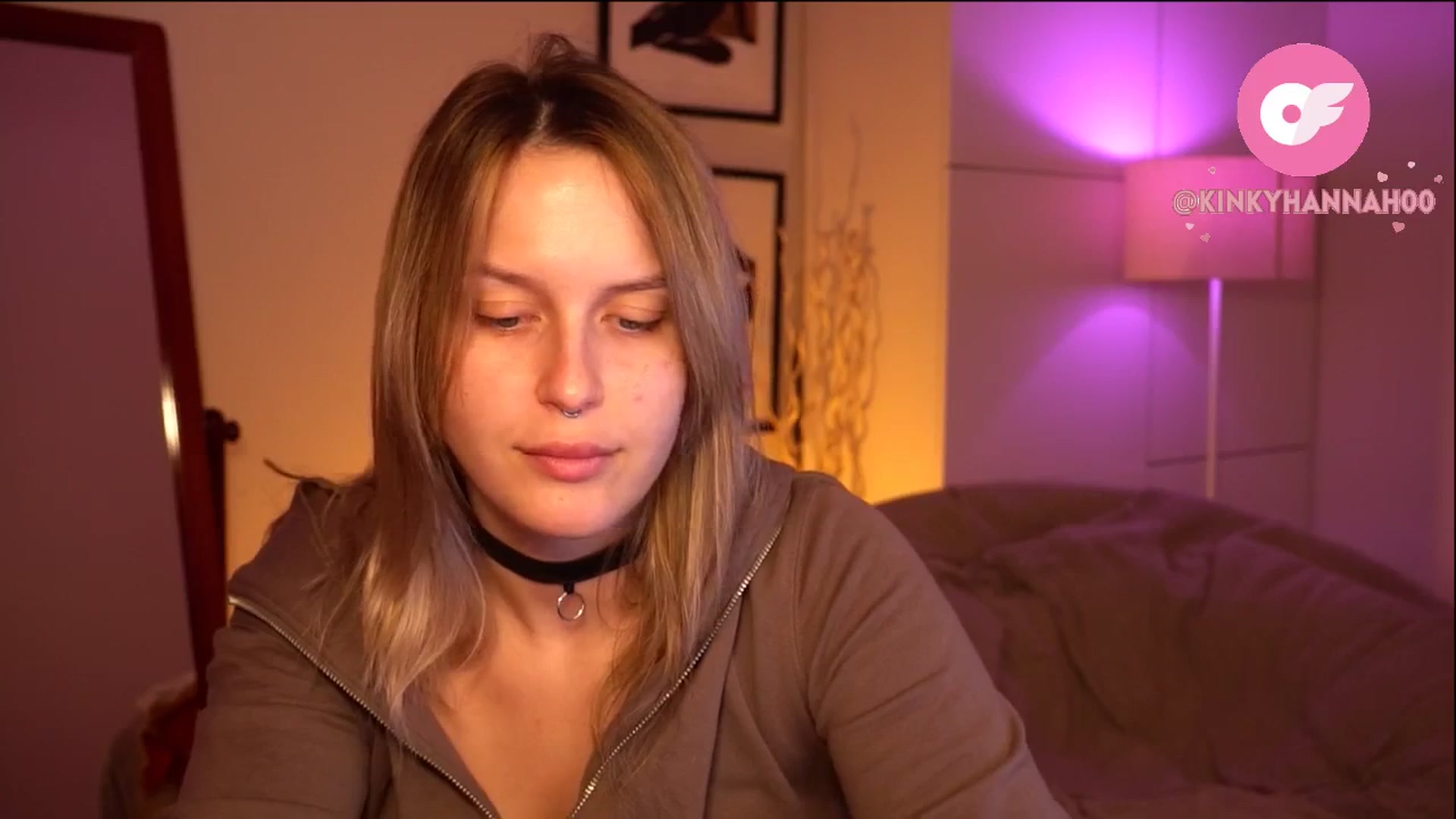 Gallery image thumbnail from sweetpulse_'s myfreecams stream on, 07/03/2024, 05:47 image 16 of 20