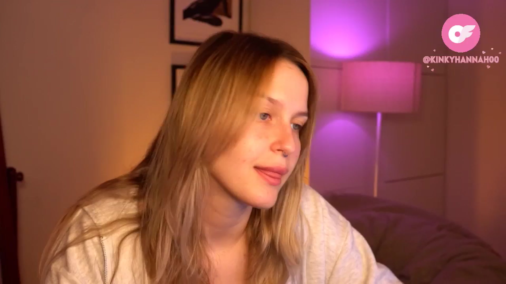 Gallery image thumbnail from sweetpulse_'s myfreecams stream on, 07/06/2024, 05:14 image 19 of 20