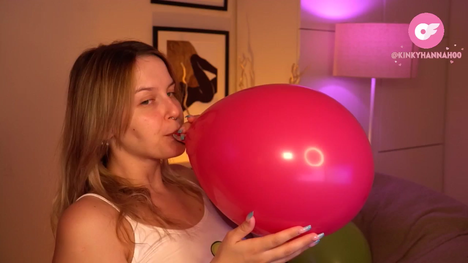Gallery image thumbnail from sweetpulse_'s myfreecams stream on, 07/06/2024, 05:14 image 6 of 20