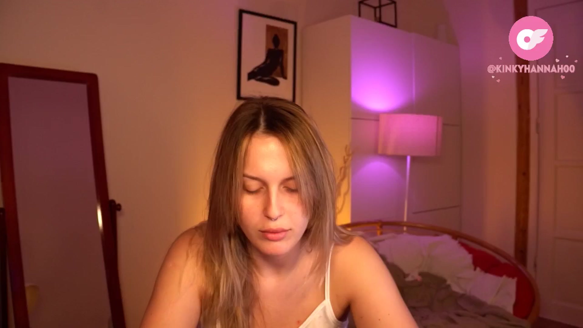 Gallery image thumbnail from sweetpulse_'s myfreecams stream on, 07/06/2024, 08:58 image 16 of 20