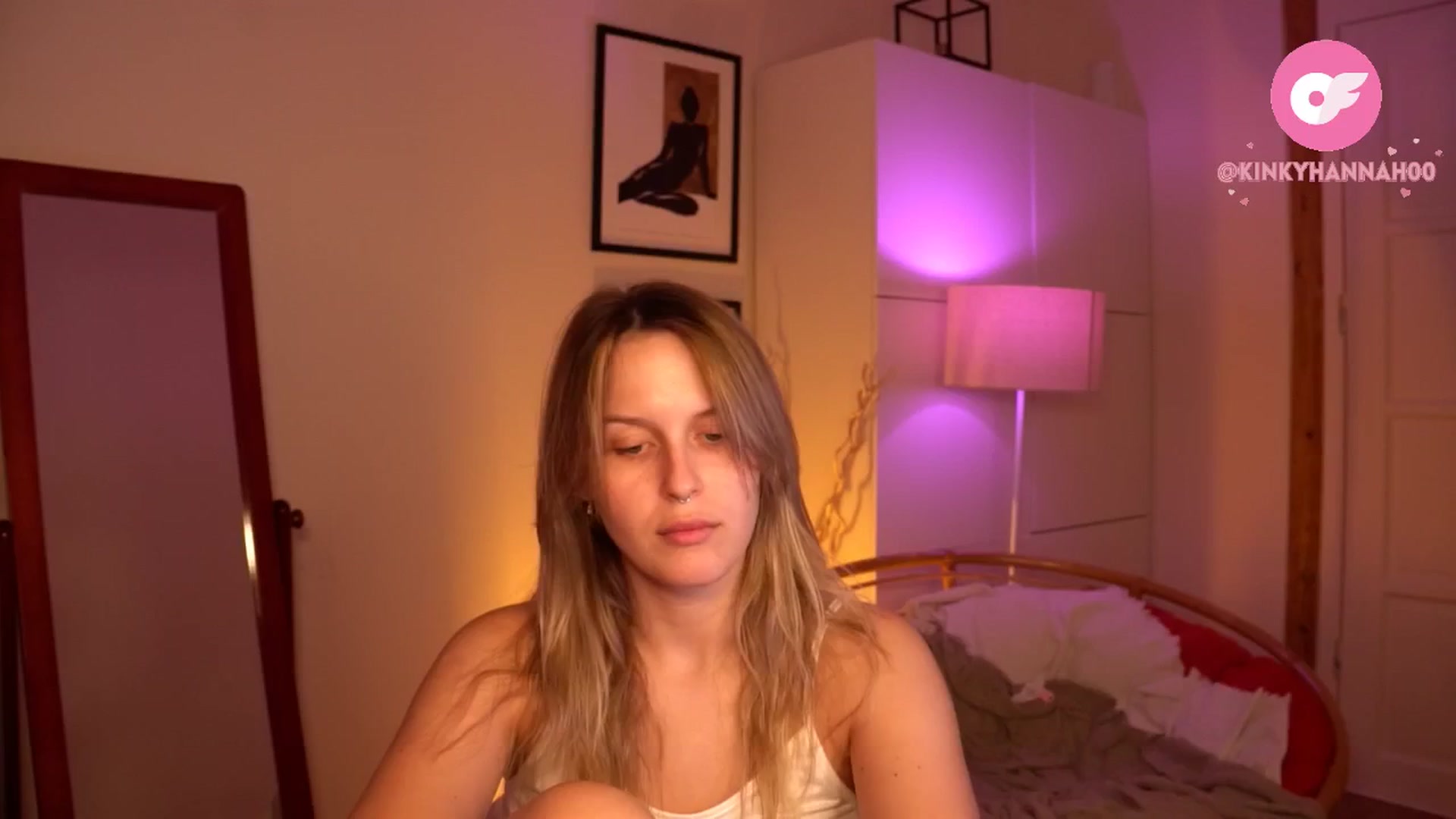 Gallery image thumbnail from sweetpulse_'s myfreecams stream on, 07/06/2024, 08:58 image 15 of 20