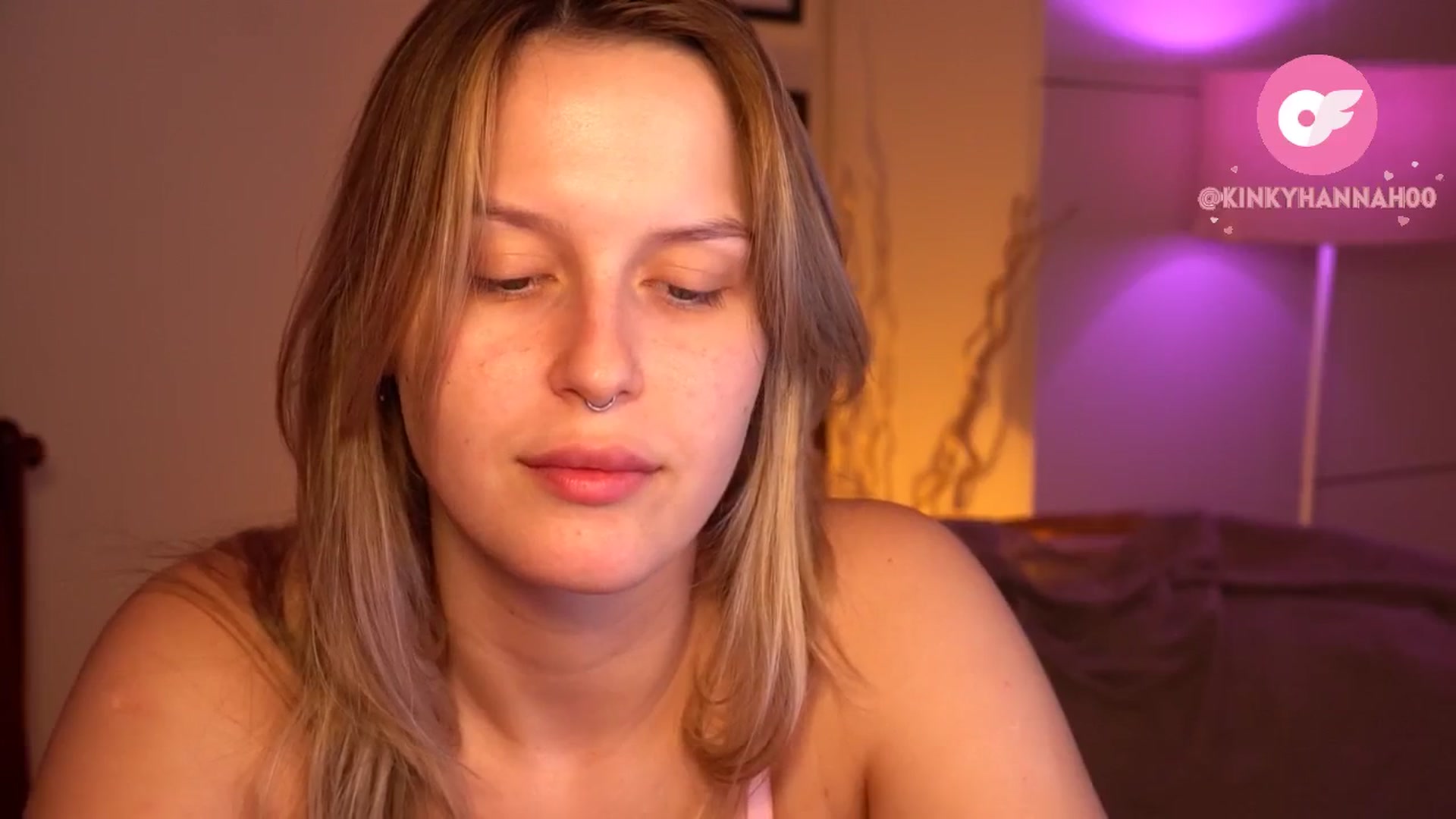Gallery image thumbnail from sweetpulse_'s myfreecams stream on, 07/07/2024, 08:03 image 6 of 20