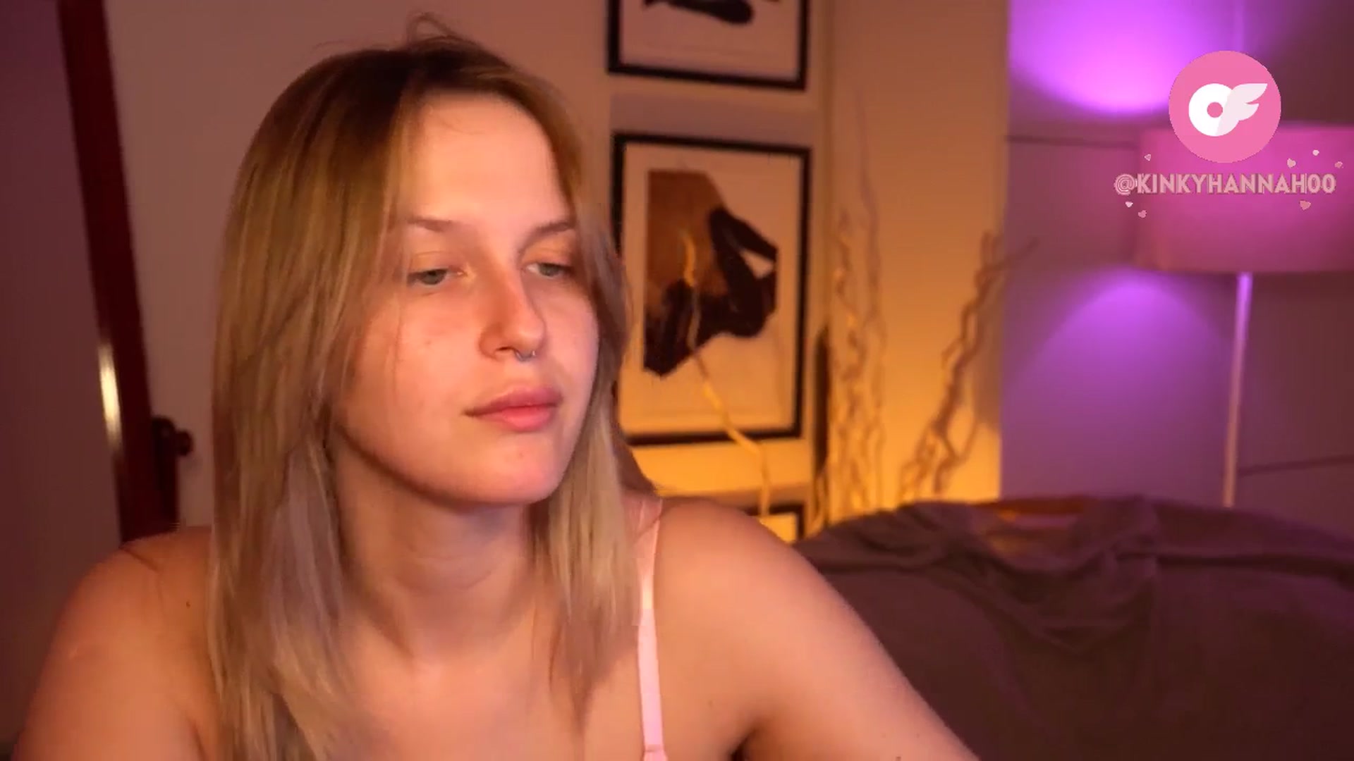 Gallery image thumbnail from sweetpulse_'s myfreecams stream on, 07/07/2024, 08:03 image 17 of 20