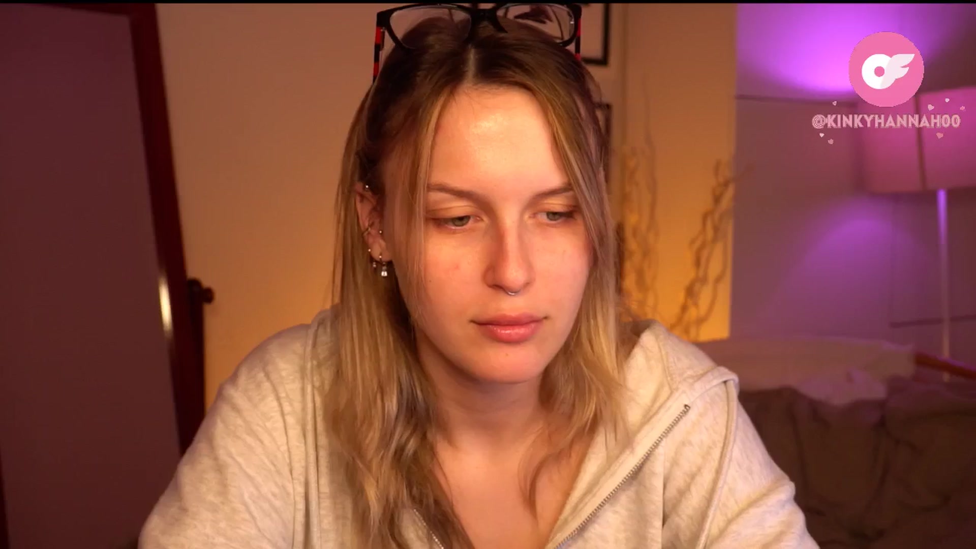 Gallery image thumbnail from sweetpulse_'s myfreecams stream on, 07/09/2024, 09:22 image 8 of 20