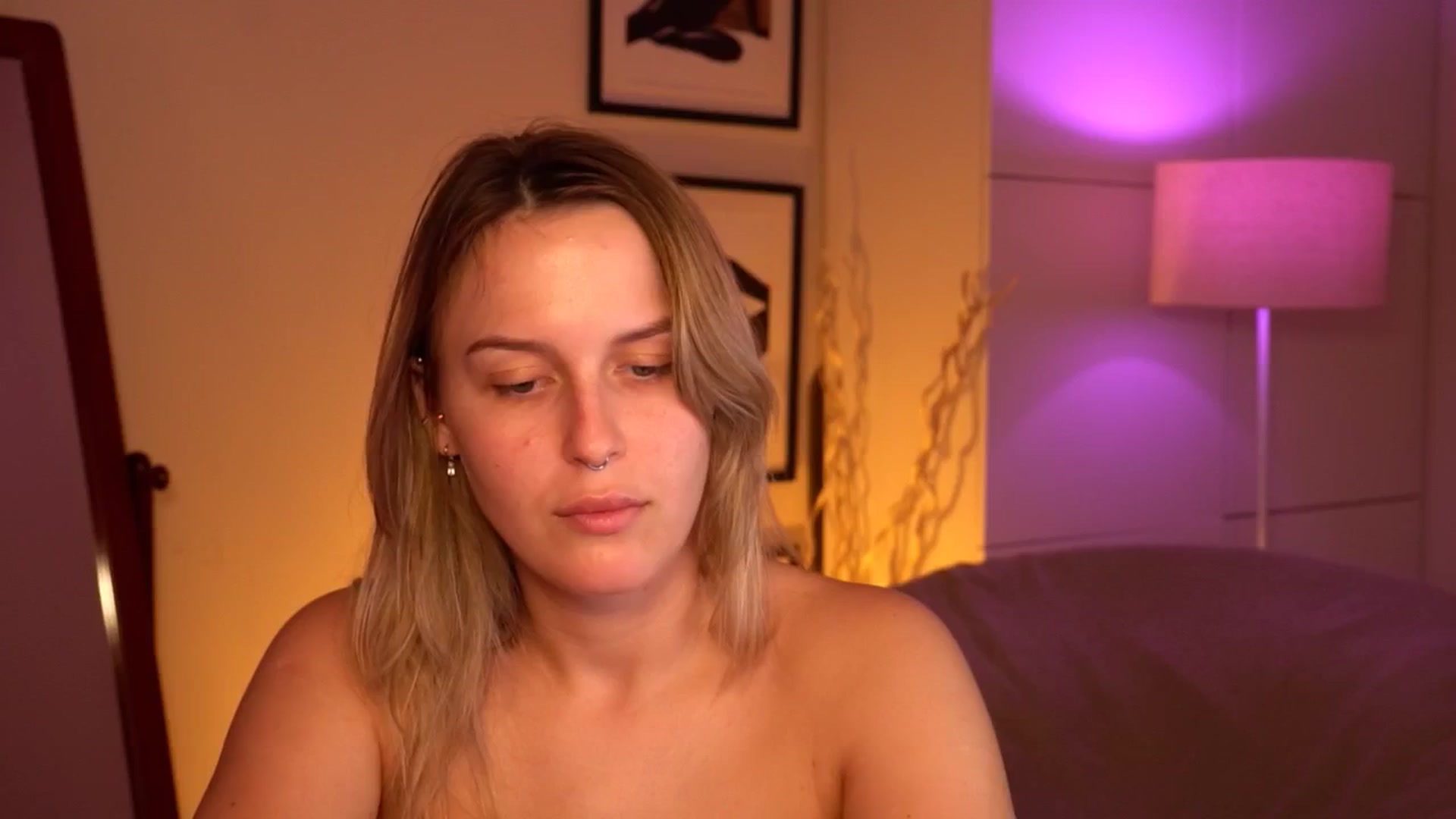 Gallery image thumbnail from sweetpulse_'s myfreecams stream on, 07/10/2024, 08:04 image 15 of 20