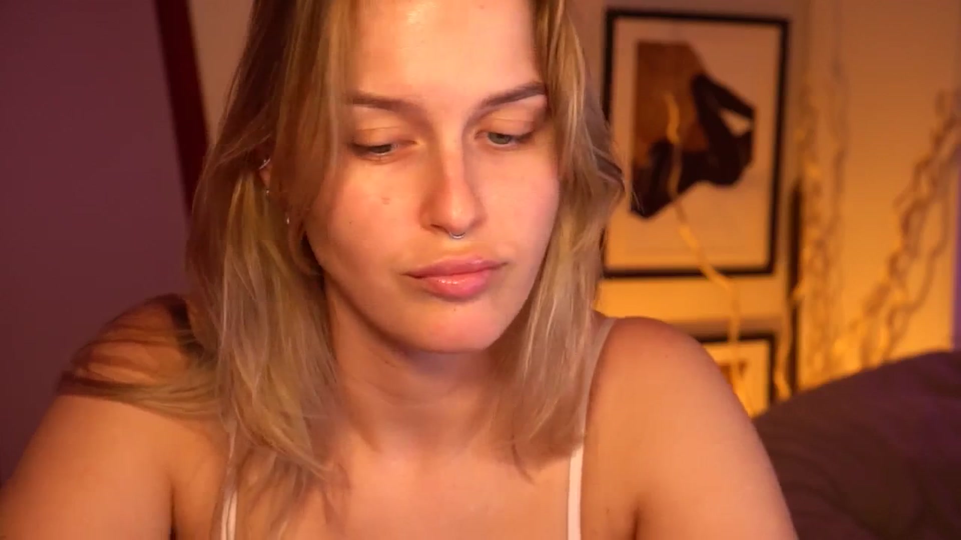 Gallery image thumbnail from sweetpulse_'s myfreecams stream on, 07/10/2024, 09:53 image 8 of 20