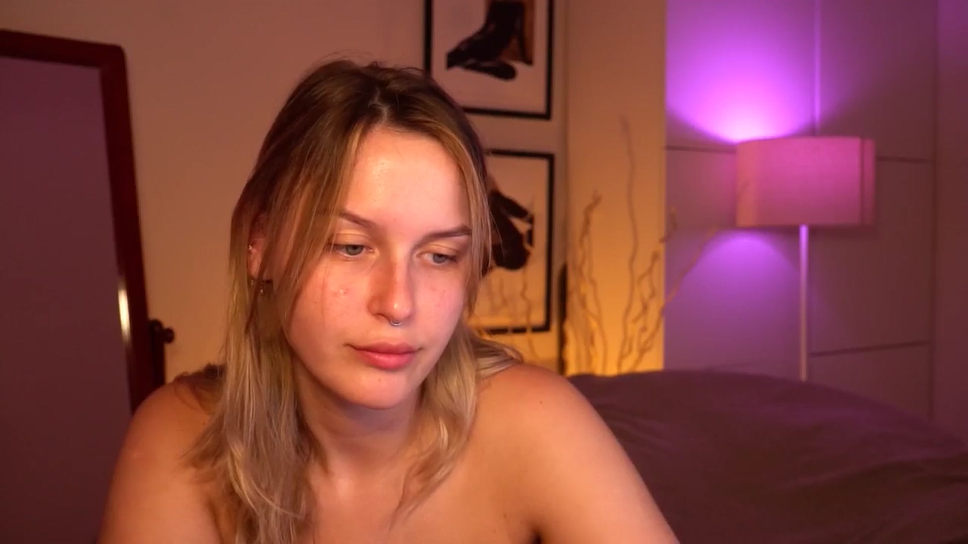 Gallery image thumbnail from sweetpulse_'s myfreecams stream on, 07/15/2024, 06:07 image 8 of 20