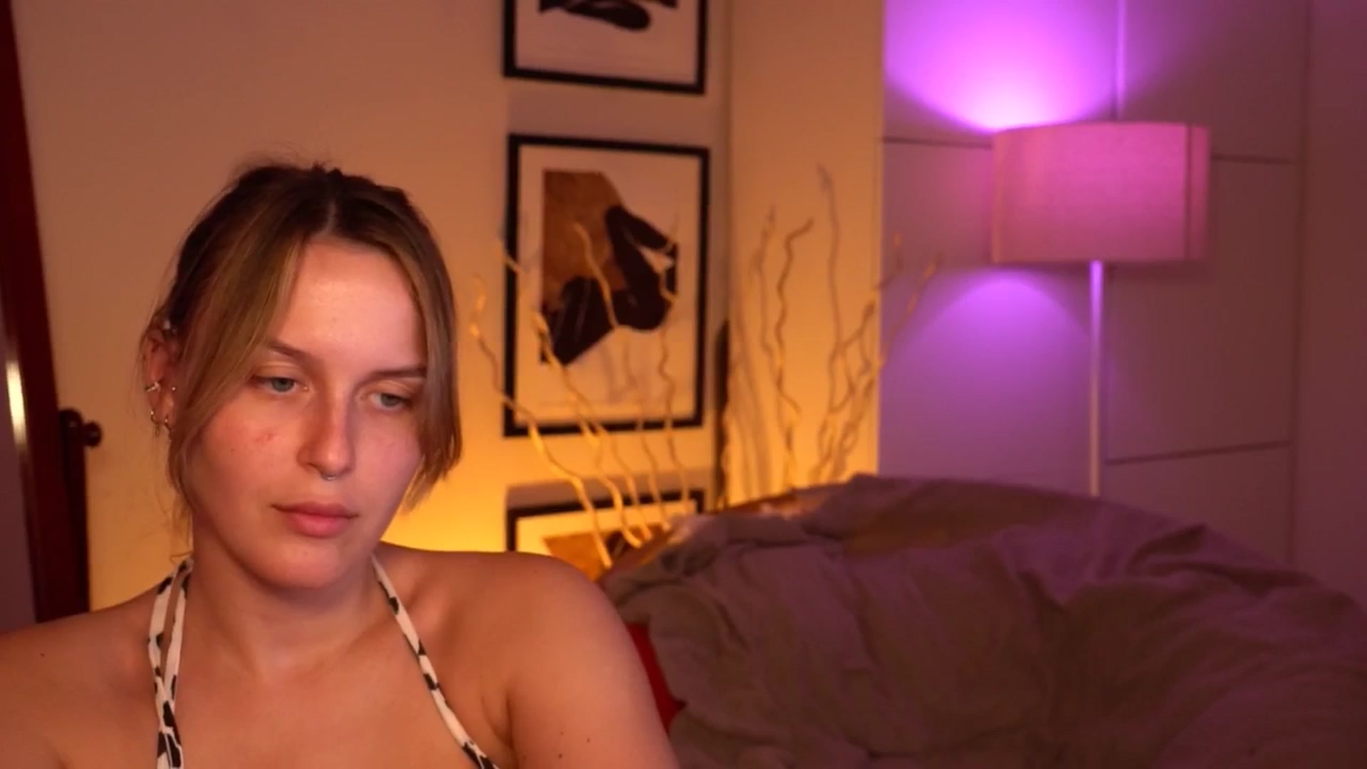 Gallery image thumbnail from sweetpulse_'s myfreecams stream on, 07/15/2024, 09:30 image 6 of 20