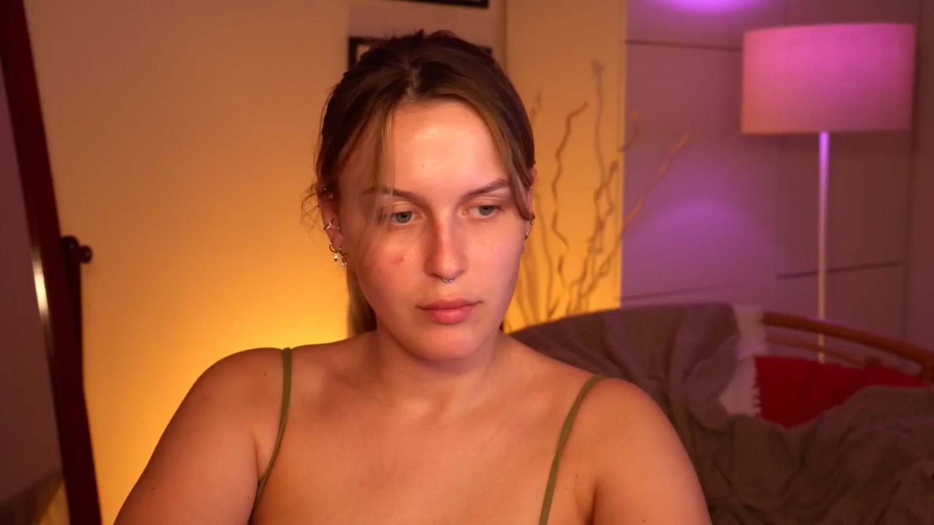 Gallery image thumbnail from sweetpulse_'s myfreecams stream on, 07/16/2024, 10:00 image 11 of 20