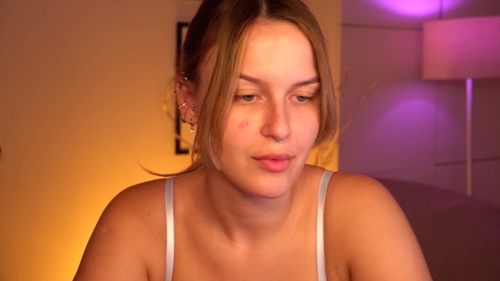 Gallery image thumbnail from sweetpulse_'s myfreecams stream on, 07/17/2024, 07:35 image 15 of 20