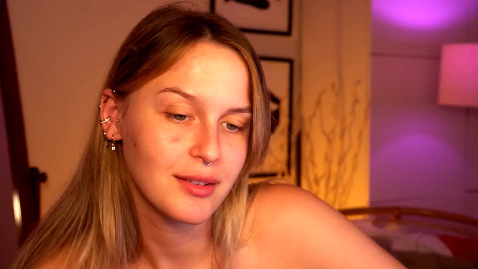 Gallery image thumbnail from sweetpulse_'s myfreecams stream on, 07/20/2024, 09:56 image 7 of 20