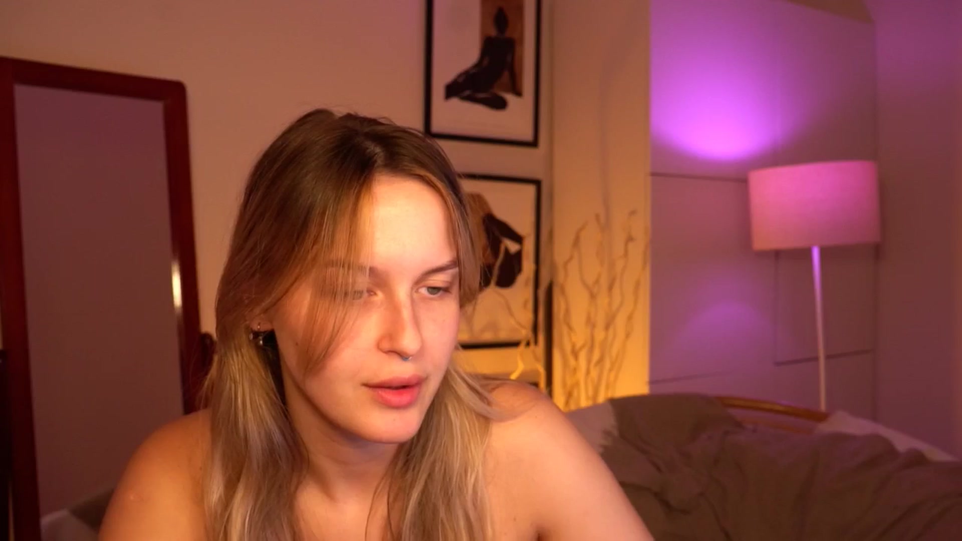 Gallery image thumbnail from sweetpulse_'s myfreecams stream on, 07/22/2024, 06:43 image 4 of 20