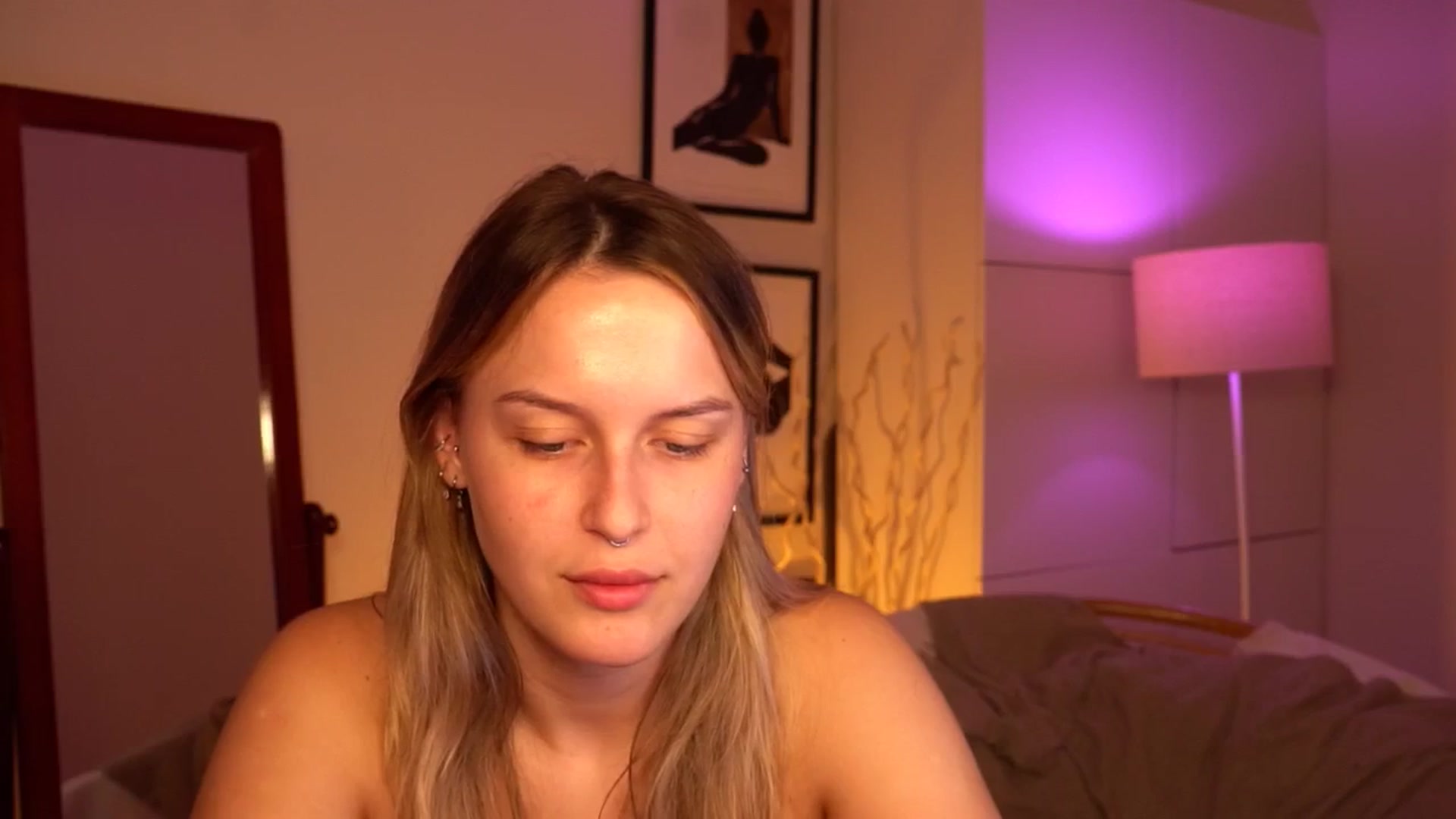 Gallery image thumbnail from sweetpulse_'s myfreecams stream on, 07/22/2024, 06:43 image 7 of 20