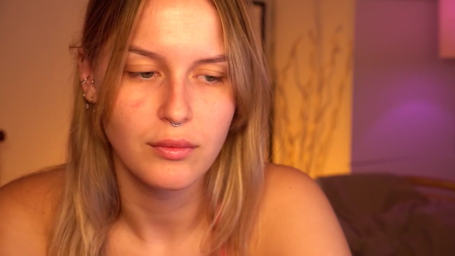 Gallery image thumbnail from sweetpulse_'s myfreecams stream on, 07/22/2024, 06:43 image 19 of 20