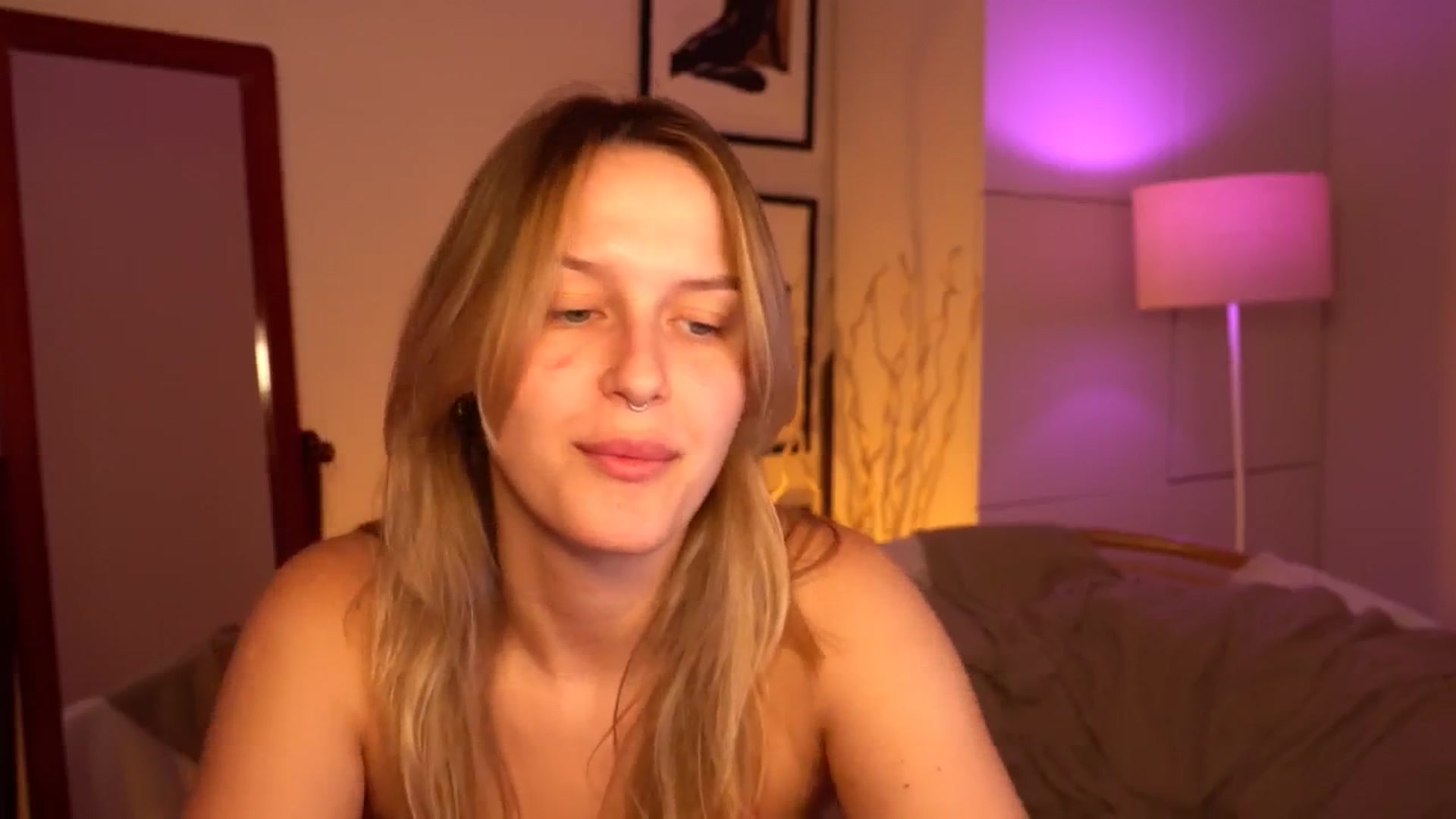 Gallery image thumbnail from sweetpulse_'s myfreecams stream on, 07/22/2024, 06:43 image 9 of 20