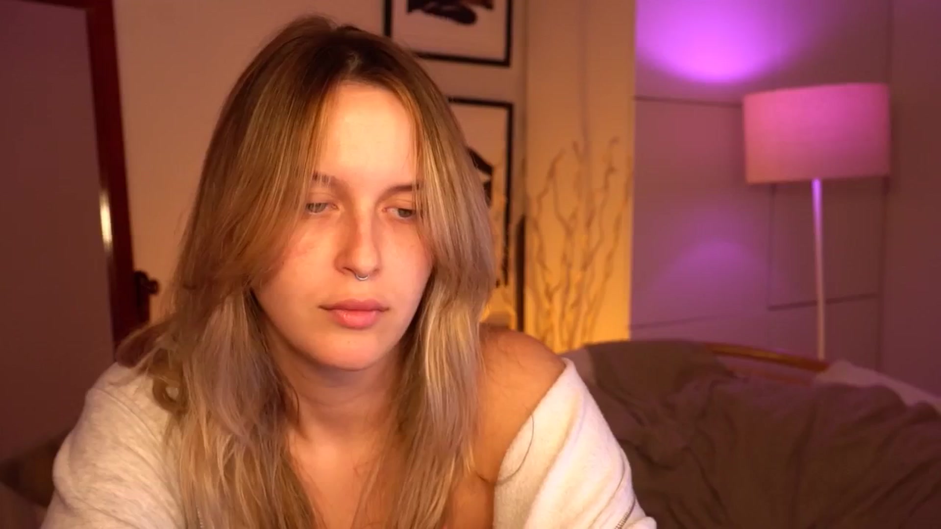 Gallery image thumbnail from sweetpulse_'s myfreecams stream on, 07/22/2024, 07:25 image 20 of 20