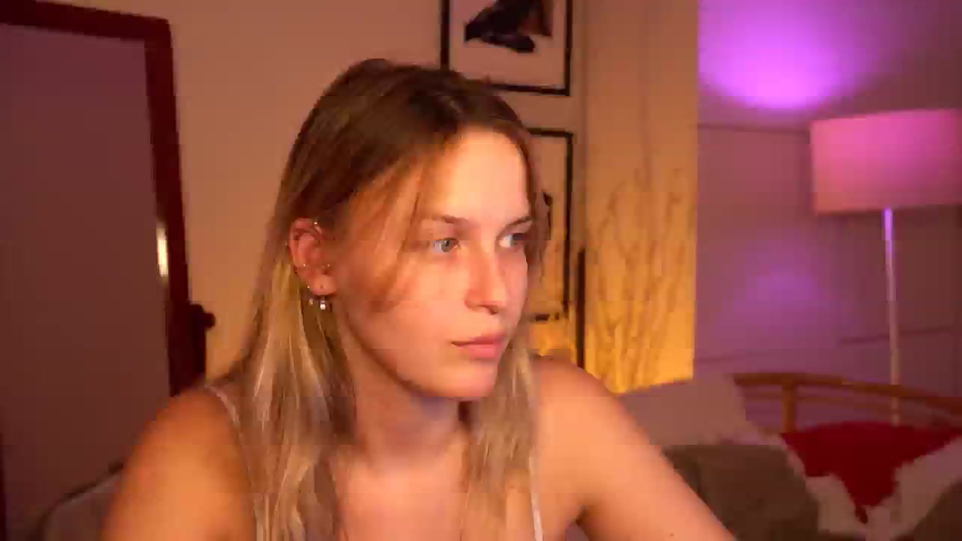 Gallery image thumbnail from sweetpulse_'s myfreecams stream on, 07/22/2024, 09:58 image 4 of 20