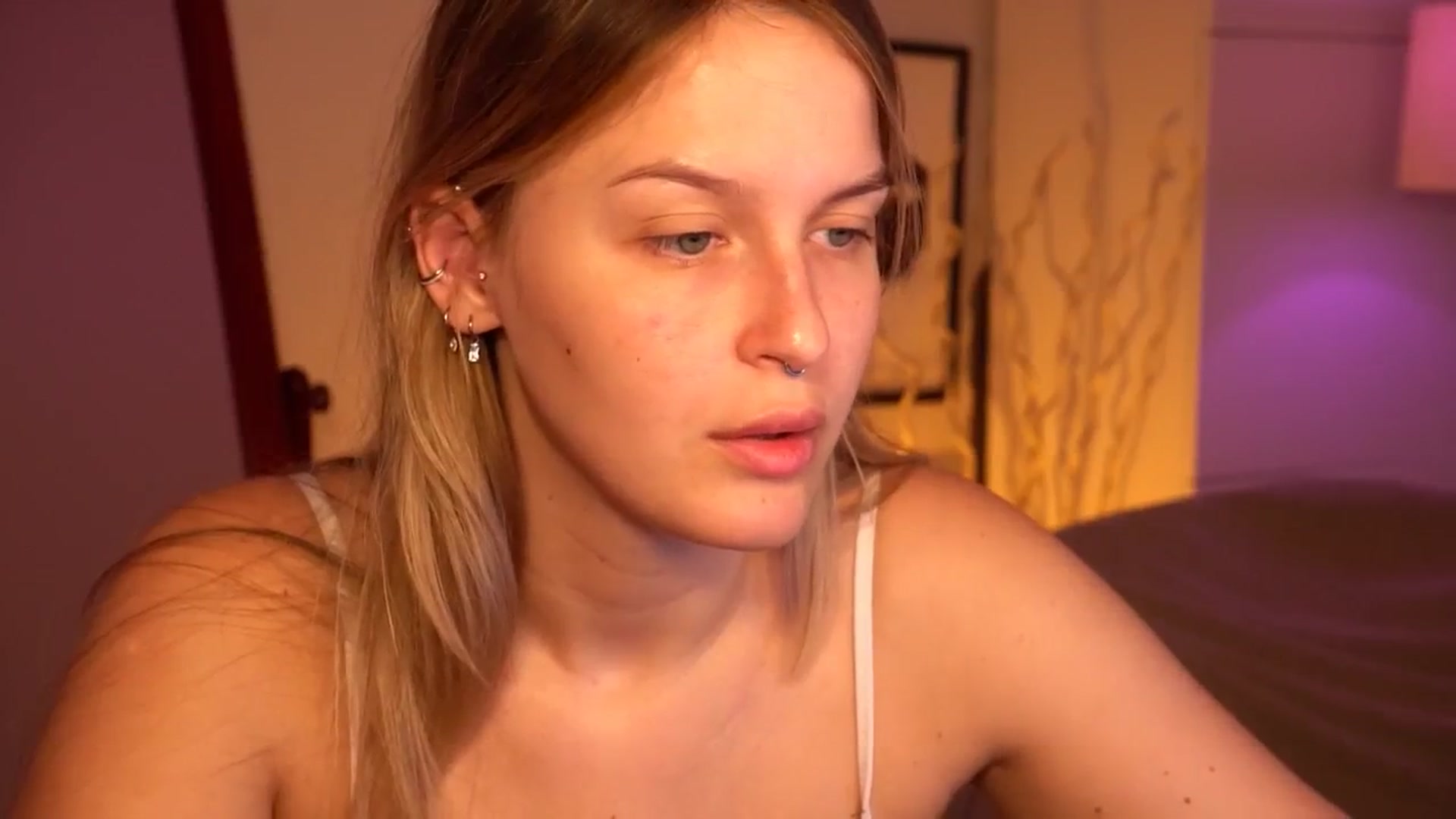 Gallery image thumbnail from sweetpulse_'s myfreecams stream on, 07/23/2024, 06:24 image 19 of 20