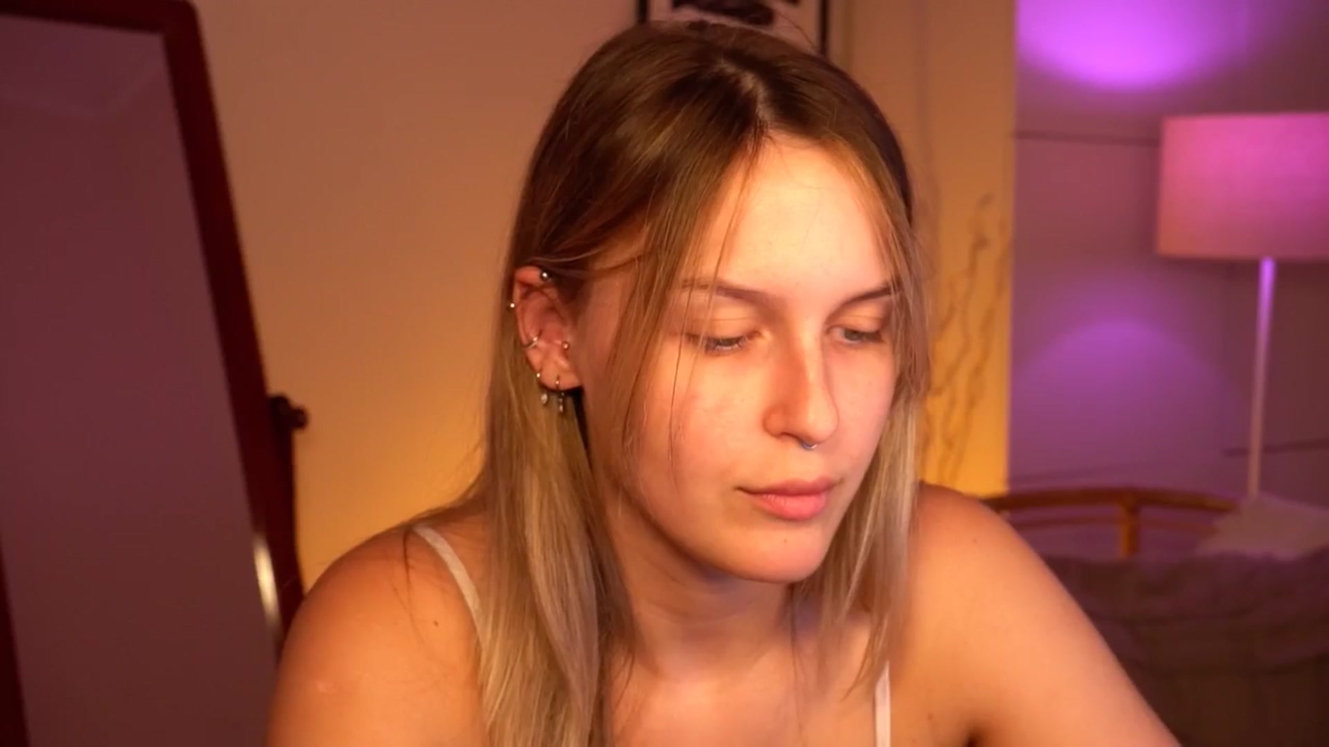 Gallery image thumbnail from sweetpulse_'s myfreecams stream on, 07/23/2024, 10:06 image 20 of 20