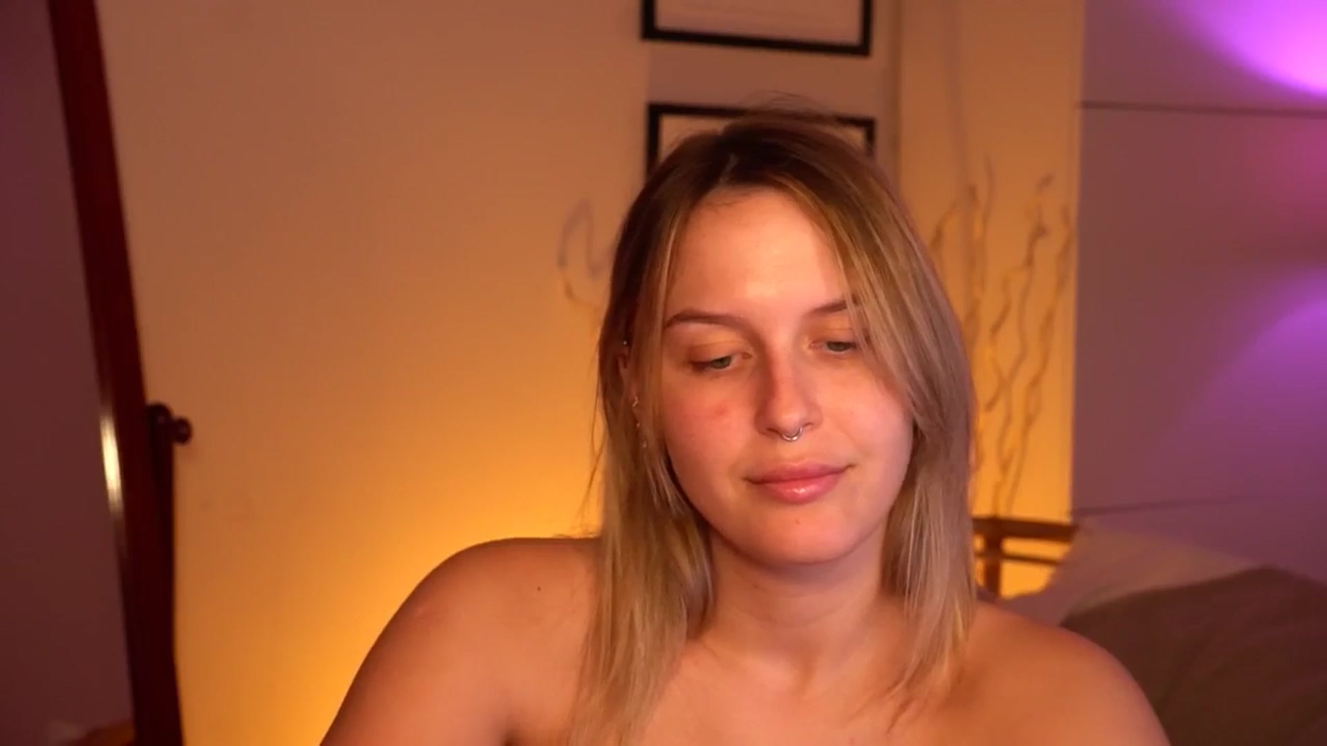 Gallery image thumbnail from sweetpulse_'s myfreecams stream on, 07/24/2024, 10:20 image 15 of 20