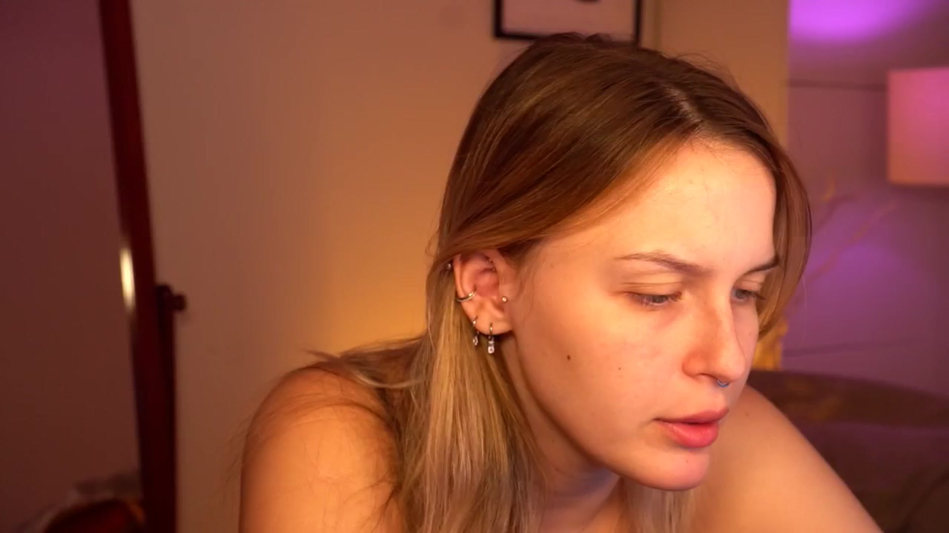 Gallery image thumbnail from sweetpulse_'s myfreecams stream on, 07/27/2024, 07:00 image 19 of 20