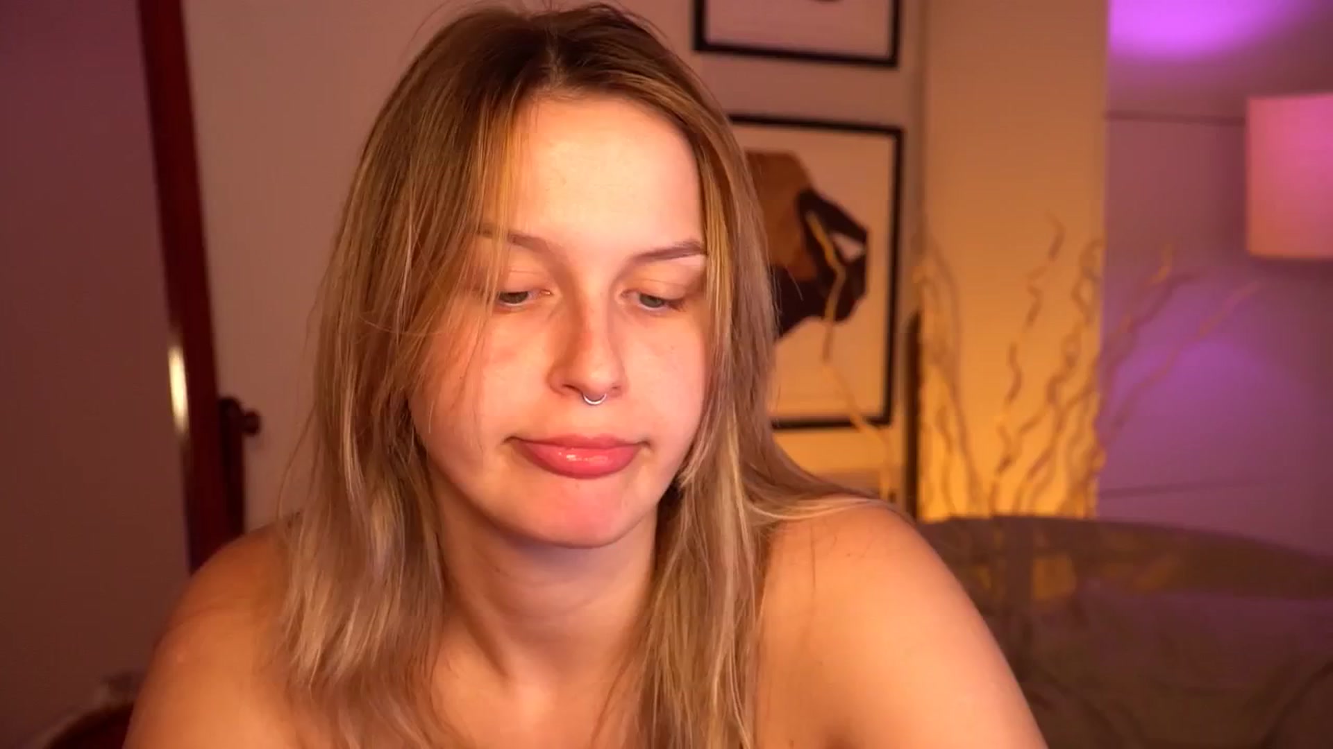 Gallery image thumbnail from sweetpulse_'s myfreecams stream on, 07/27/2024, 07:00 image 2 of 20