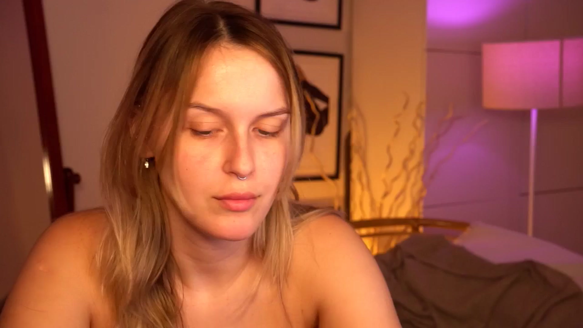 Gallery image thumbnail from sweetpulse_'s myfreecams stream on, 07/27/2024, 08:27 image 3 of 20