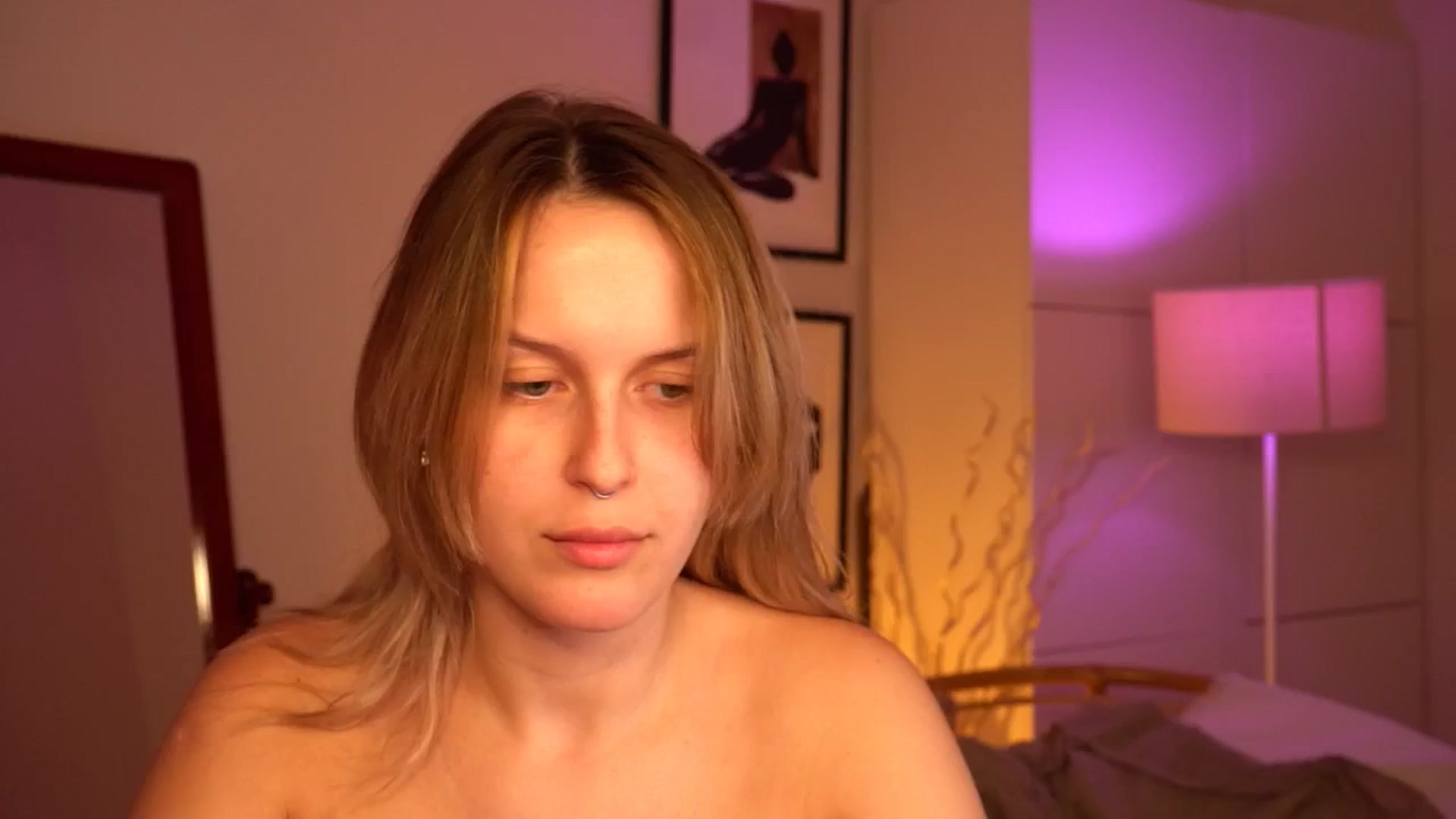 Gallery image thumbnail from sweetpulse_'s myfreecams stream on, 07/27/2024, 08:54 image 1 of 20
